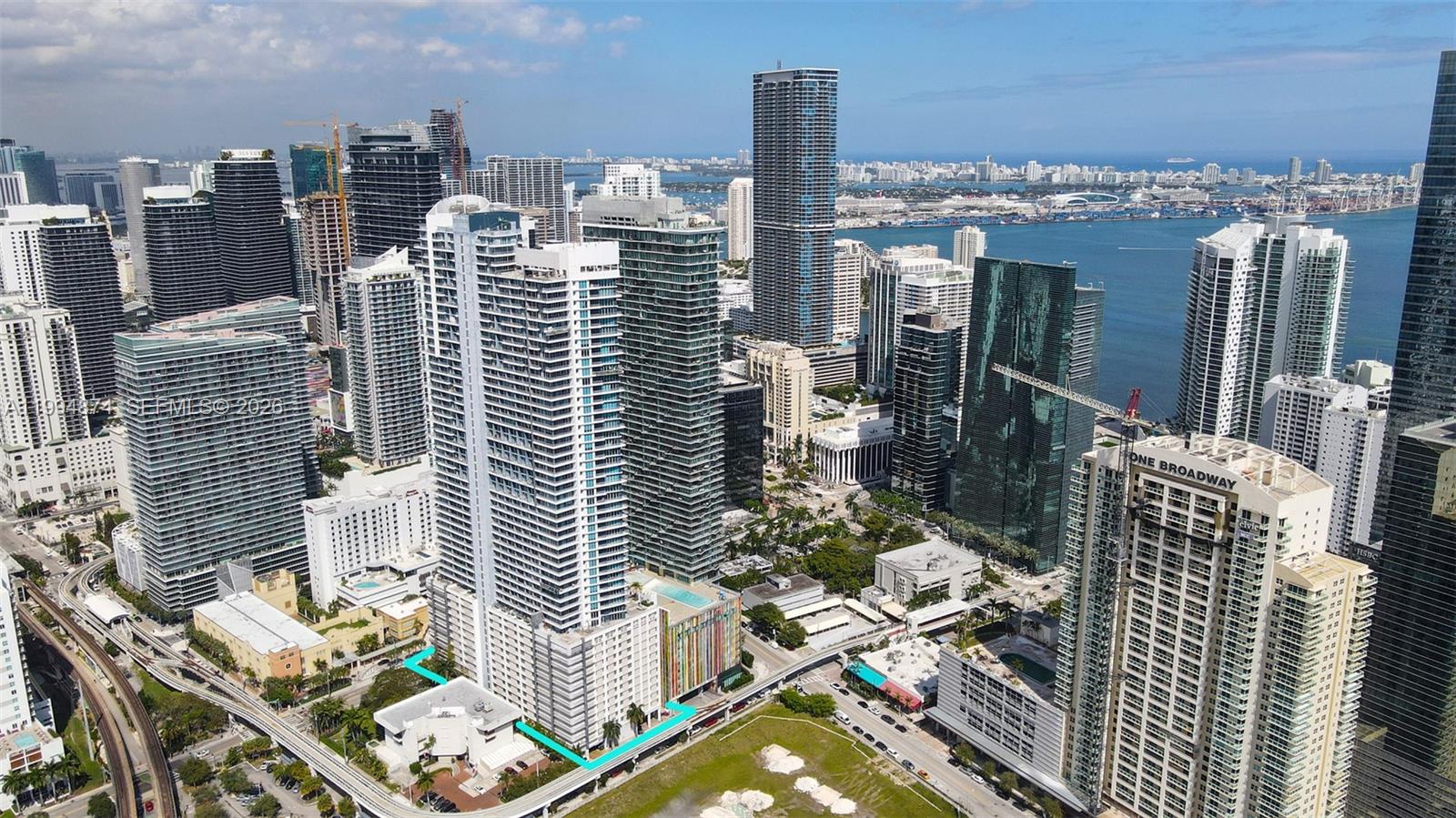 60 SW 13th St #2820, Miami FL 33130