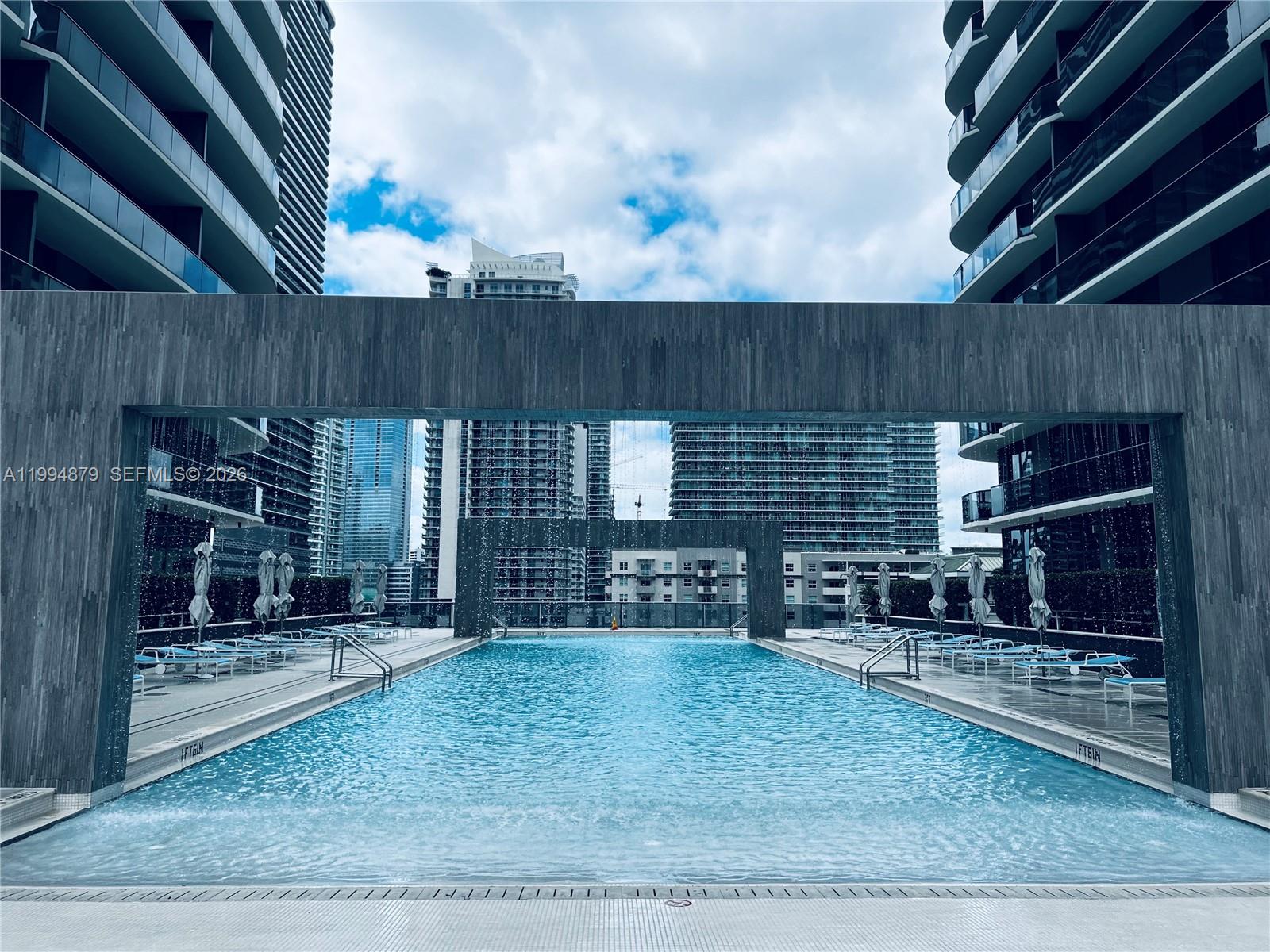 45 SW 9th St #2004, Miami FL 33130
