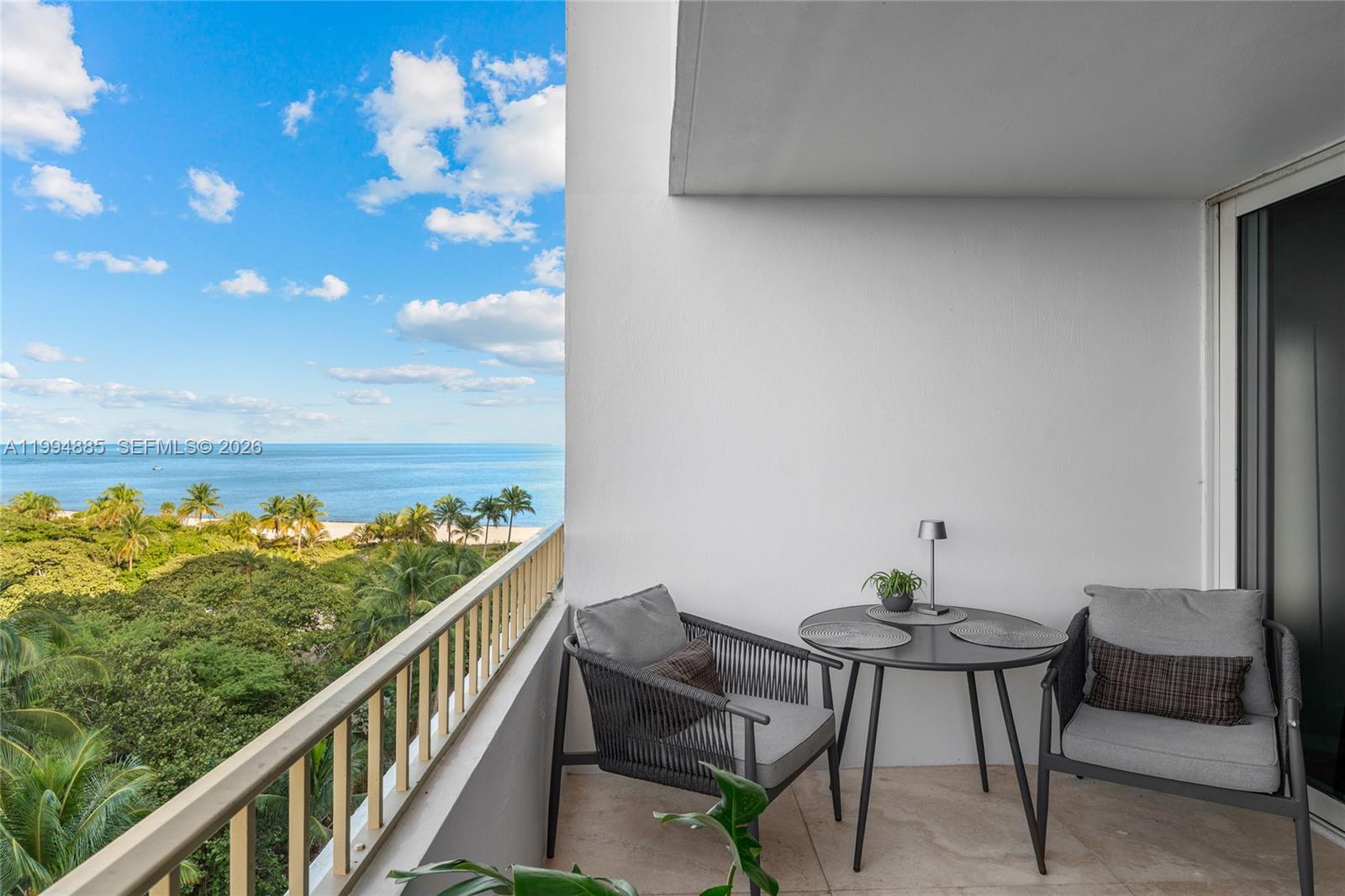 177 Ocean Lane Dr #812, Key Biscayne FL 33149