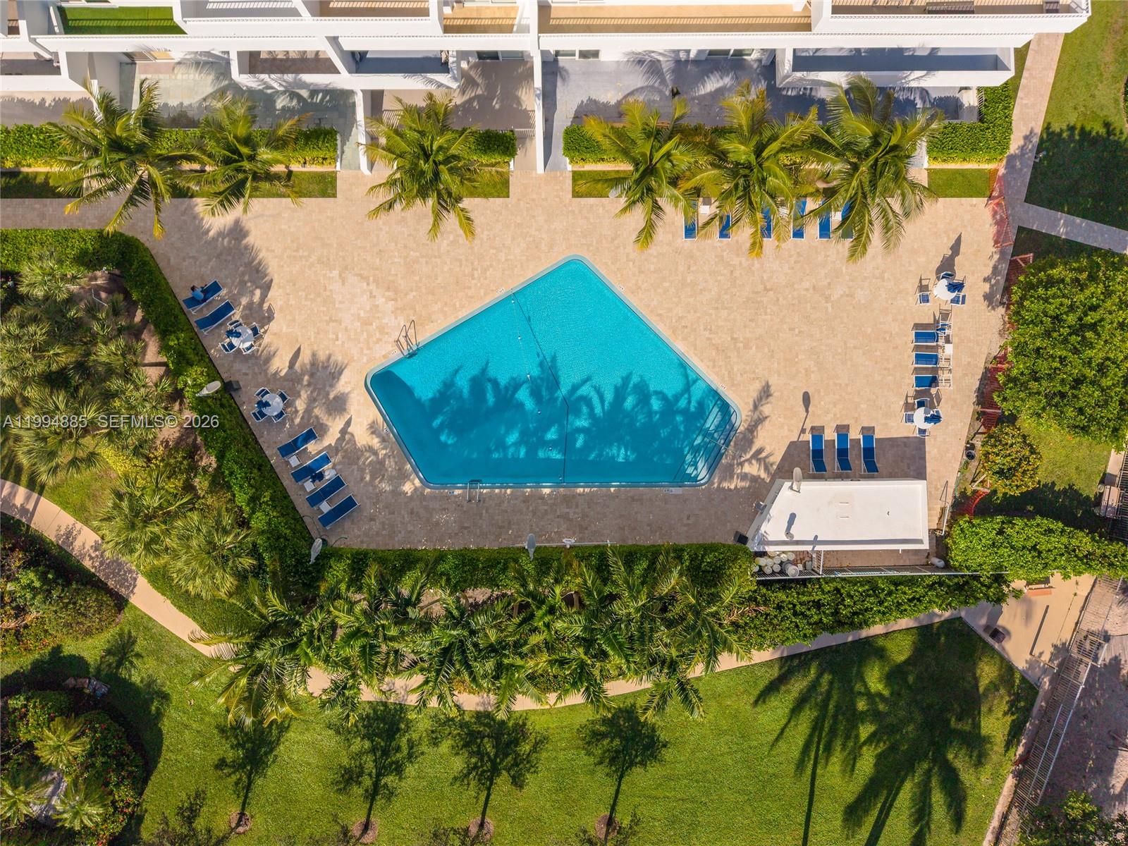 177 Ocean Lane Dr #812, Key Biscayne FL 33149