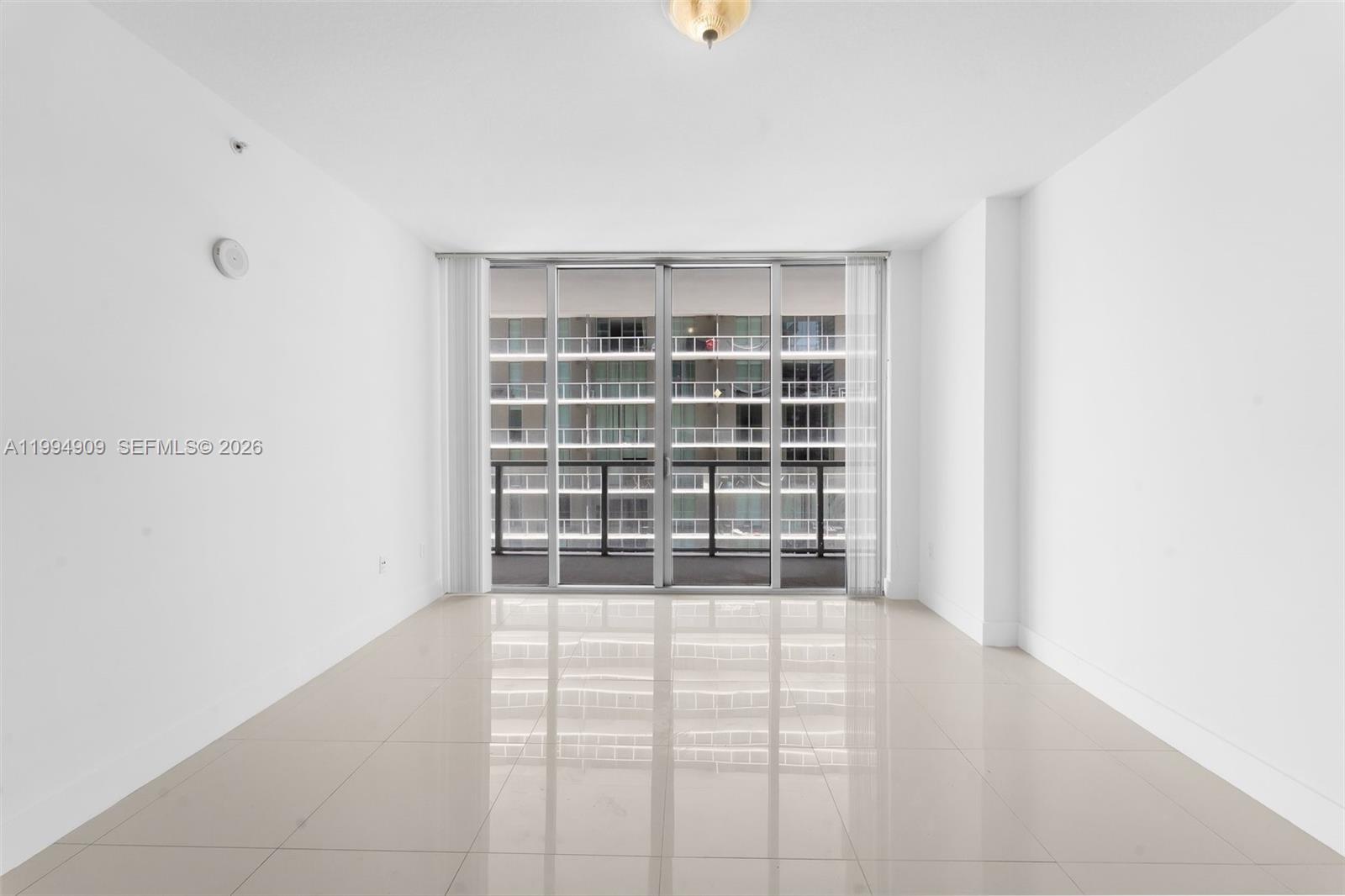 79 SW 12th St #2108-S, Miami FL 33130