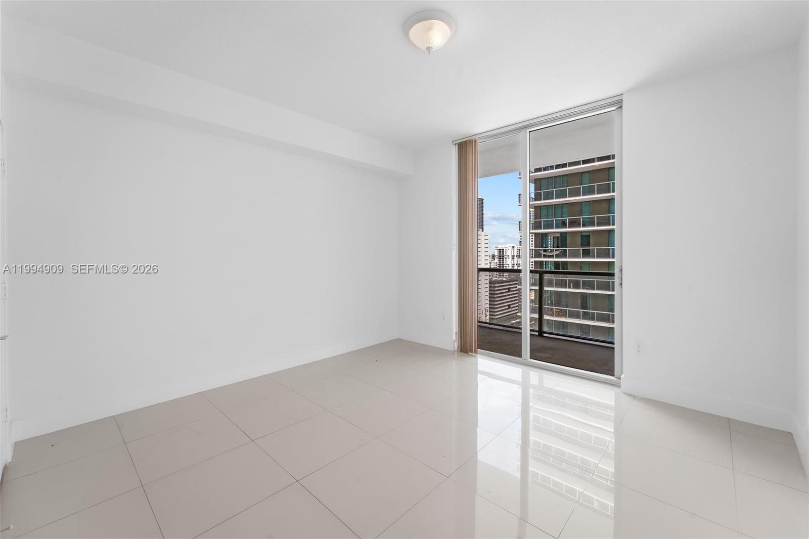 79 SW 12th St #2108-S, Miami FL 33130