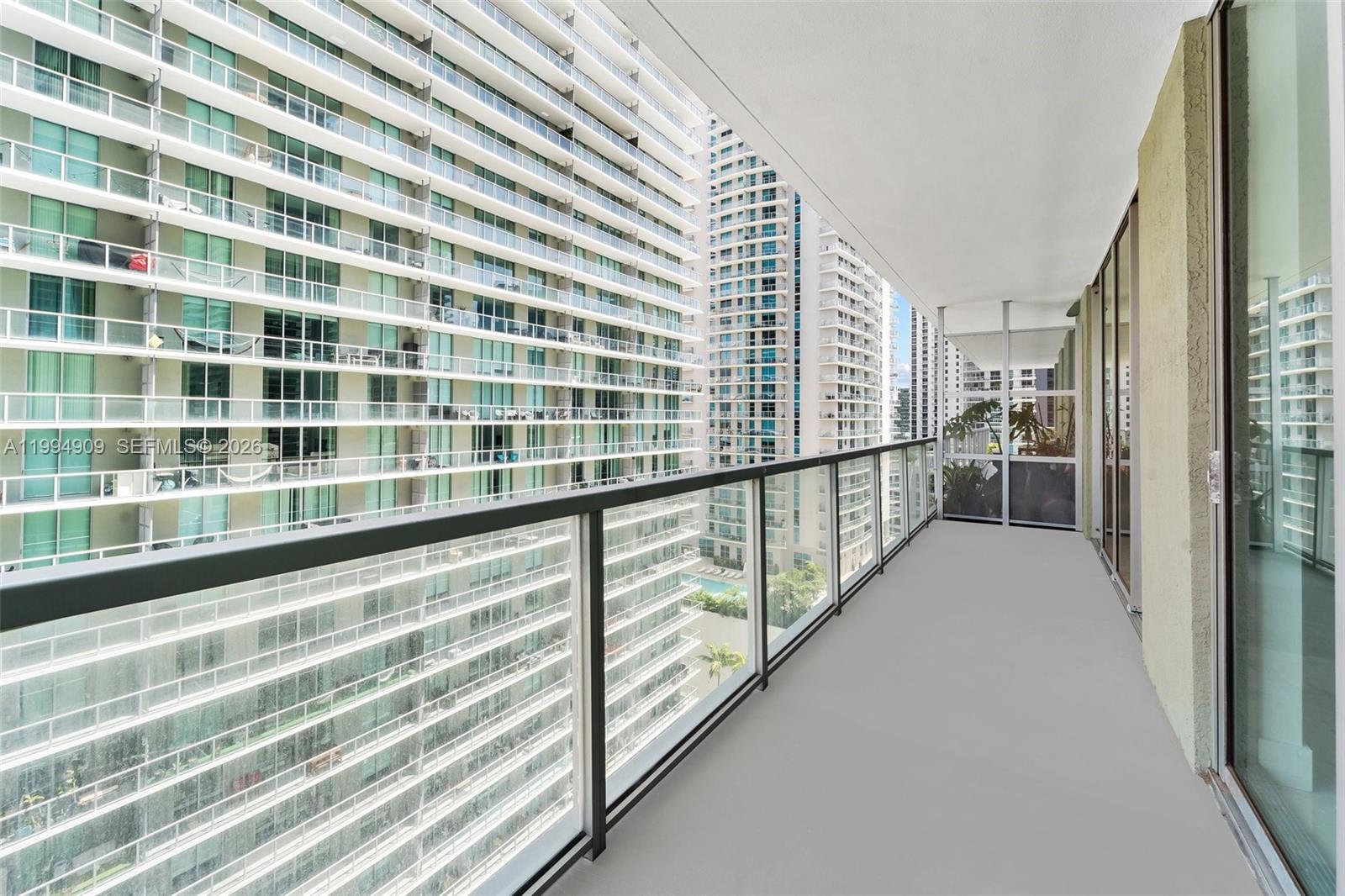 79 SW 12th St #2108-S, Miami FL 33130