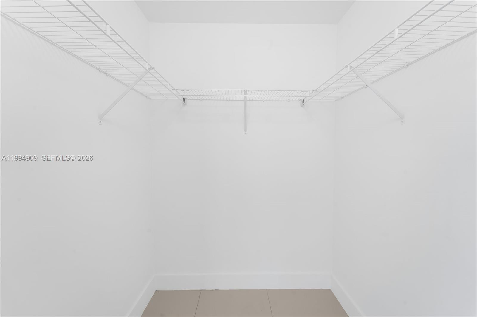 79 SW 12th St #2108-S, Miami FL 33130