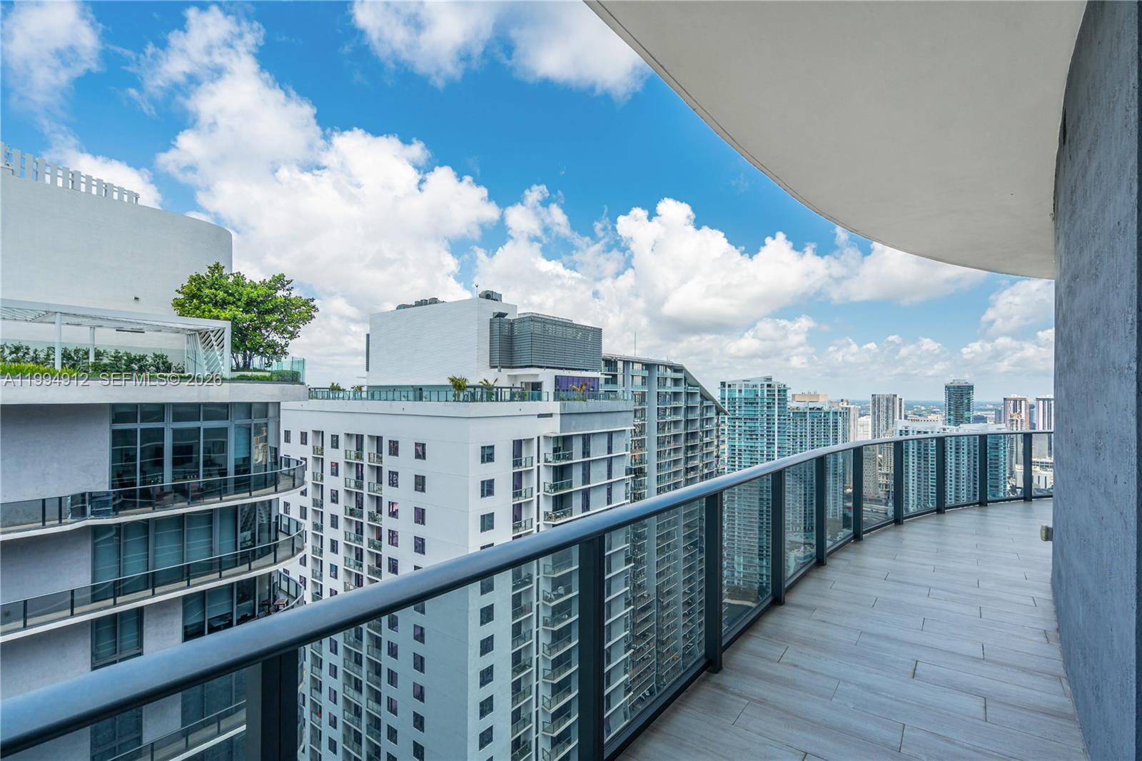 45 SW 9th St #4708, Miami FL 33130