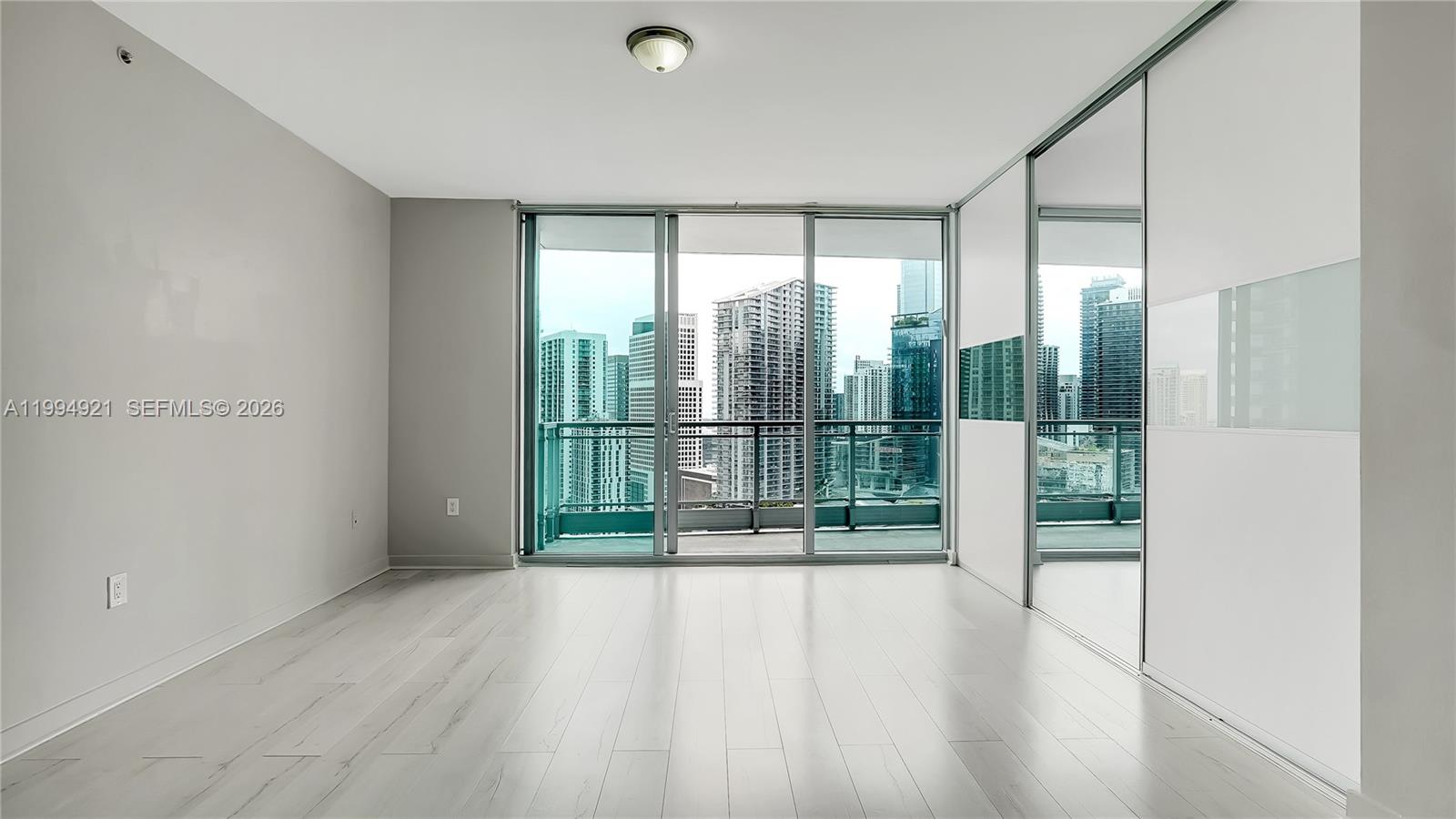 90 SW 3rd St #3003, Miami FL 33130
