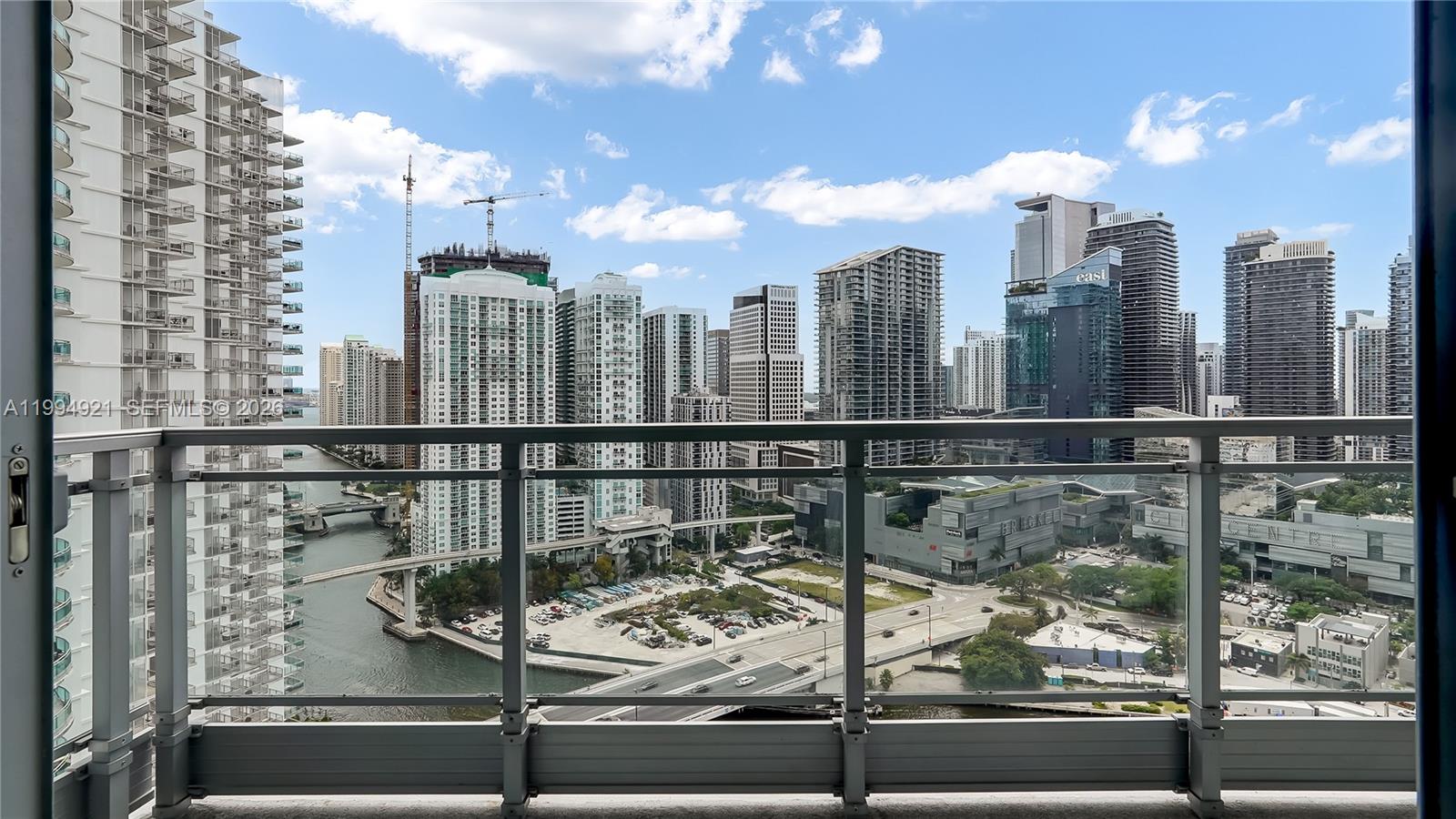 90 SW 3rd St #3003, Miami FL 33130