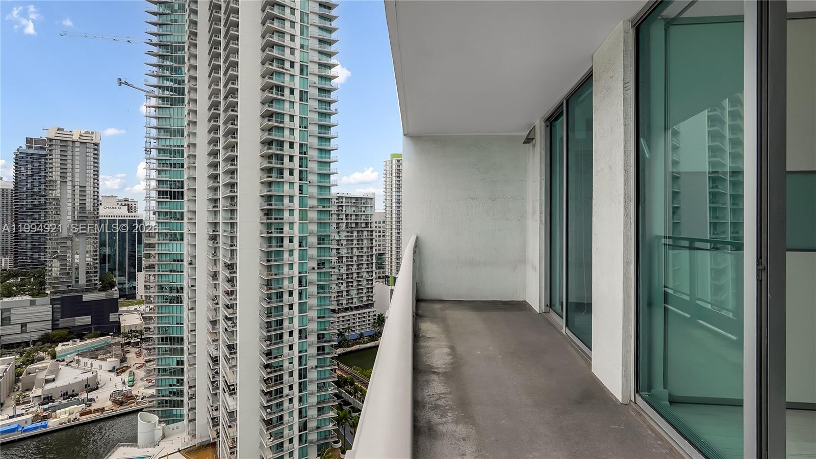 90 SW 3rd St #3003, Miami FL 33130