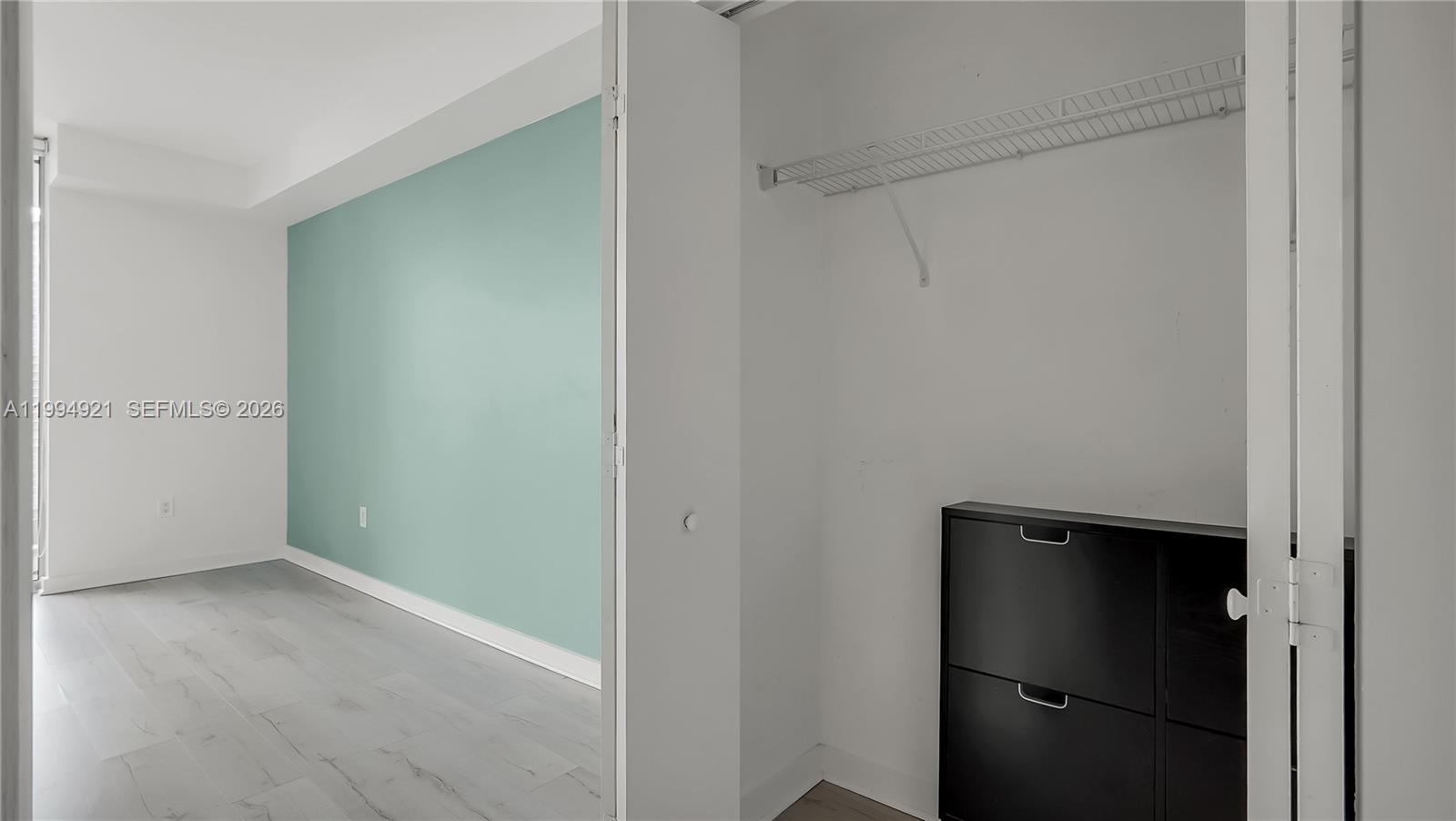 90 SW 3rd St #3003, Miami FL 33130