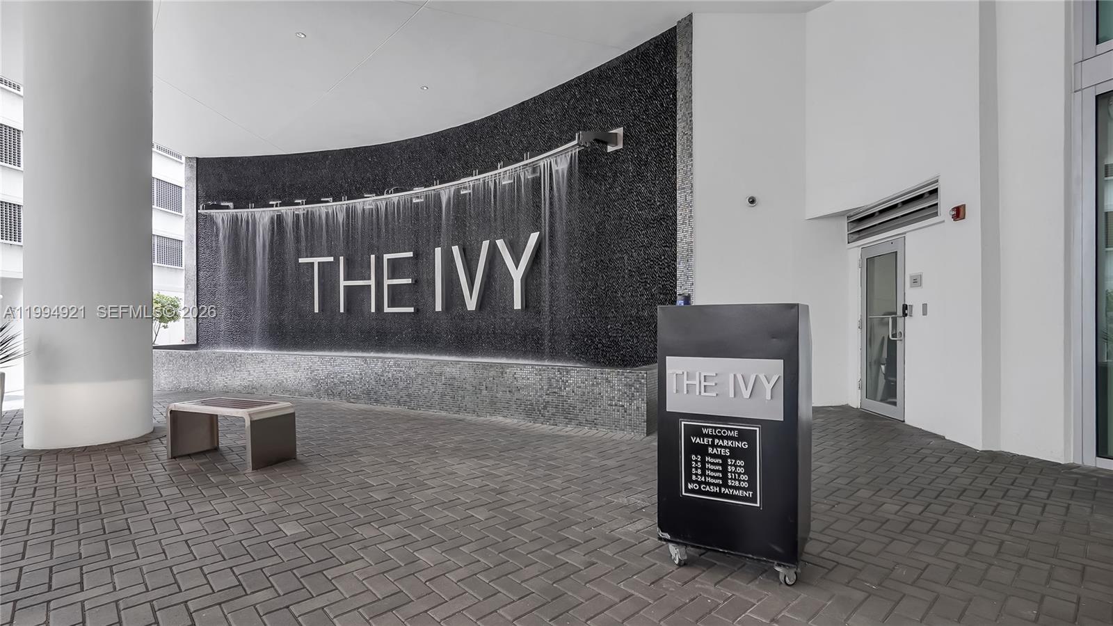 90 SW 3rd St #3003, Miami FL 33130