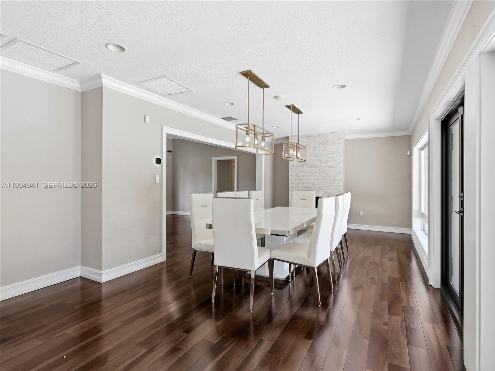 8500 SW 70th St, Miami FL 33143