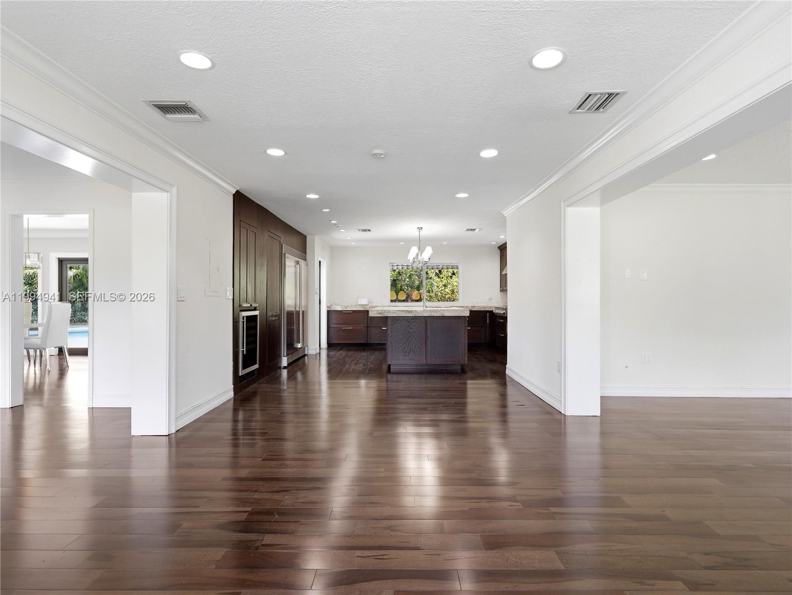8500 SW 70th St, Miami FL 33143