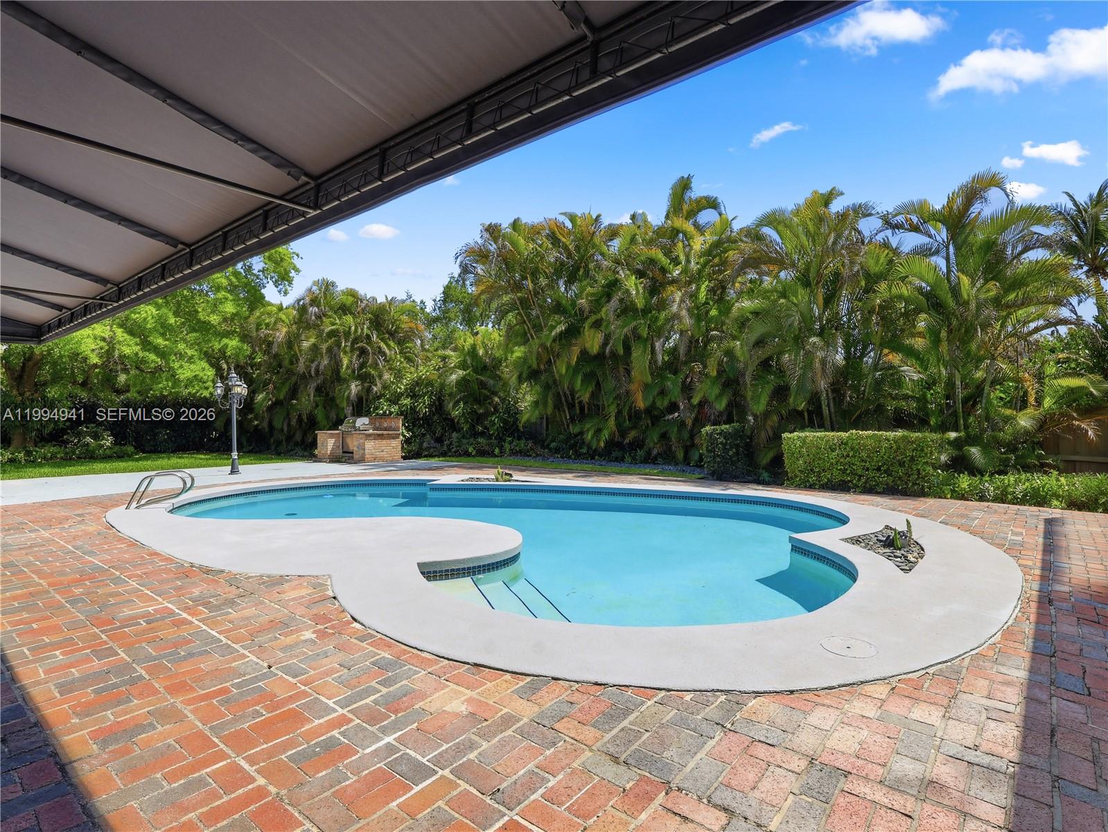 8500 SW 70th St, Miami FL 33143