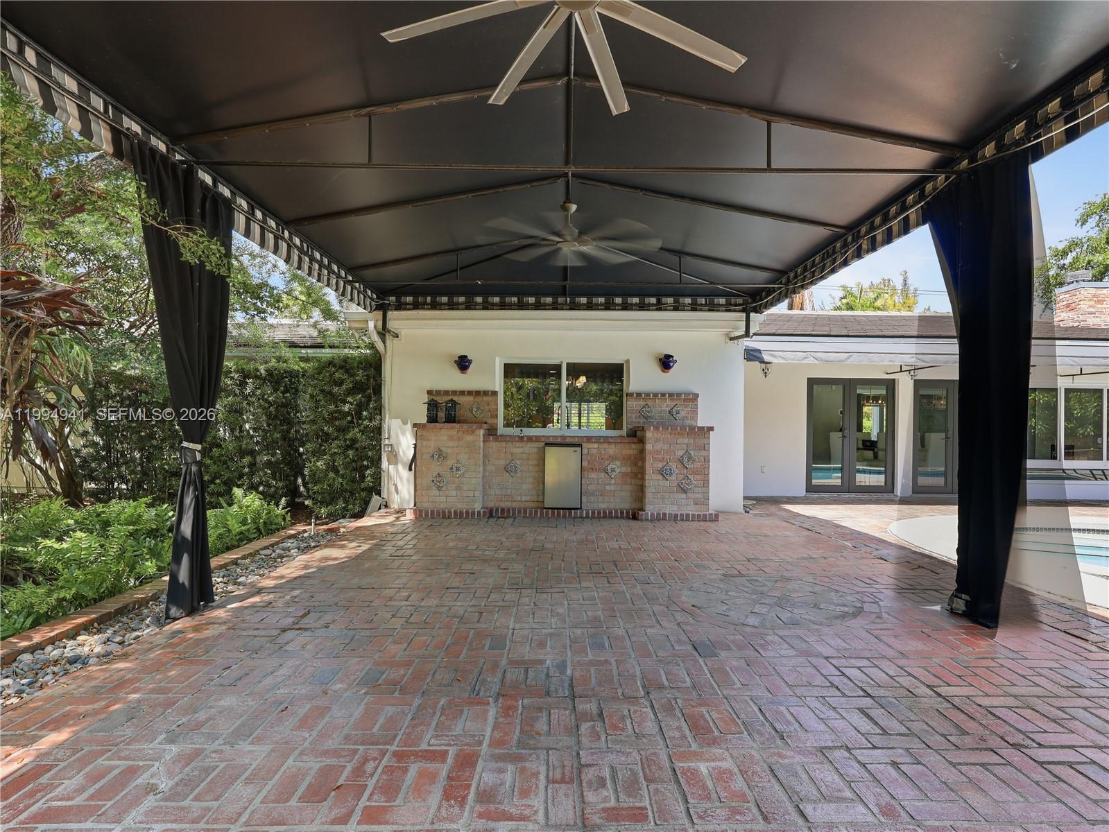 8500 SW 70th St, Miami FL 33143