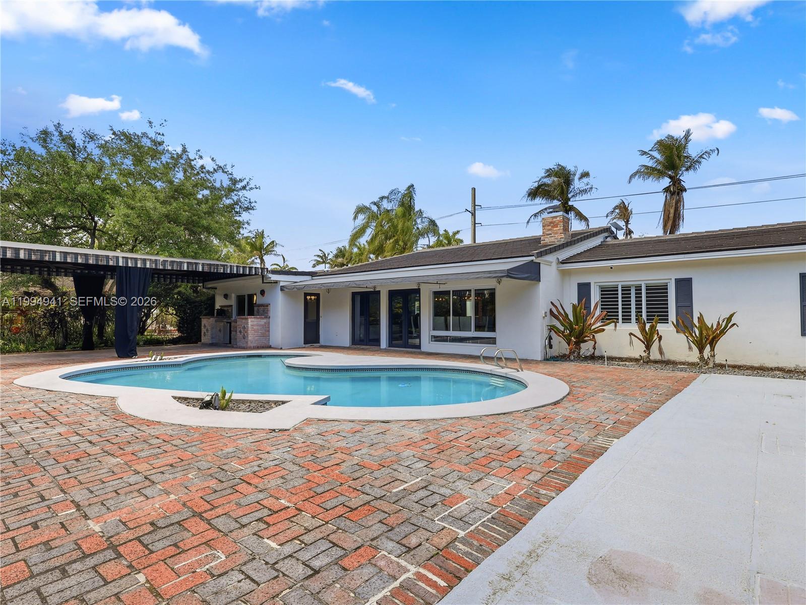 8500 SW 70th St, Miami FL 33143