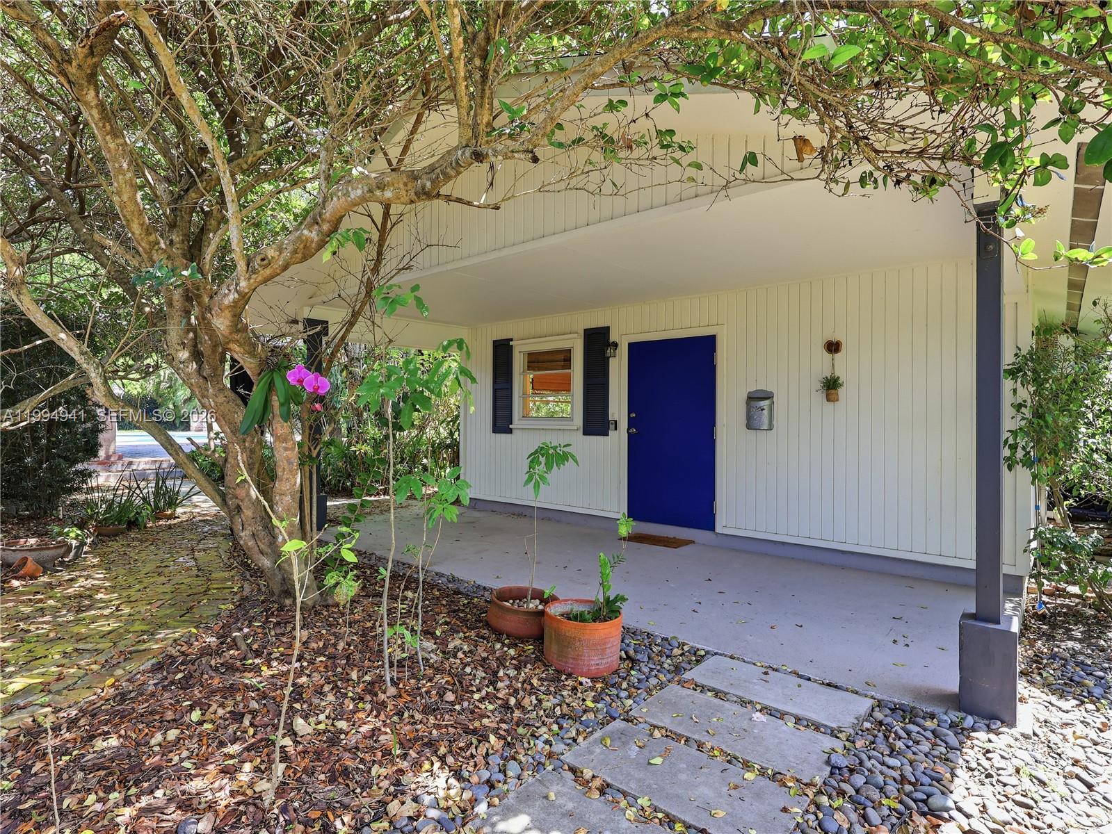 8500 SW 70th St, Miami FL 33143