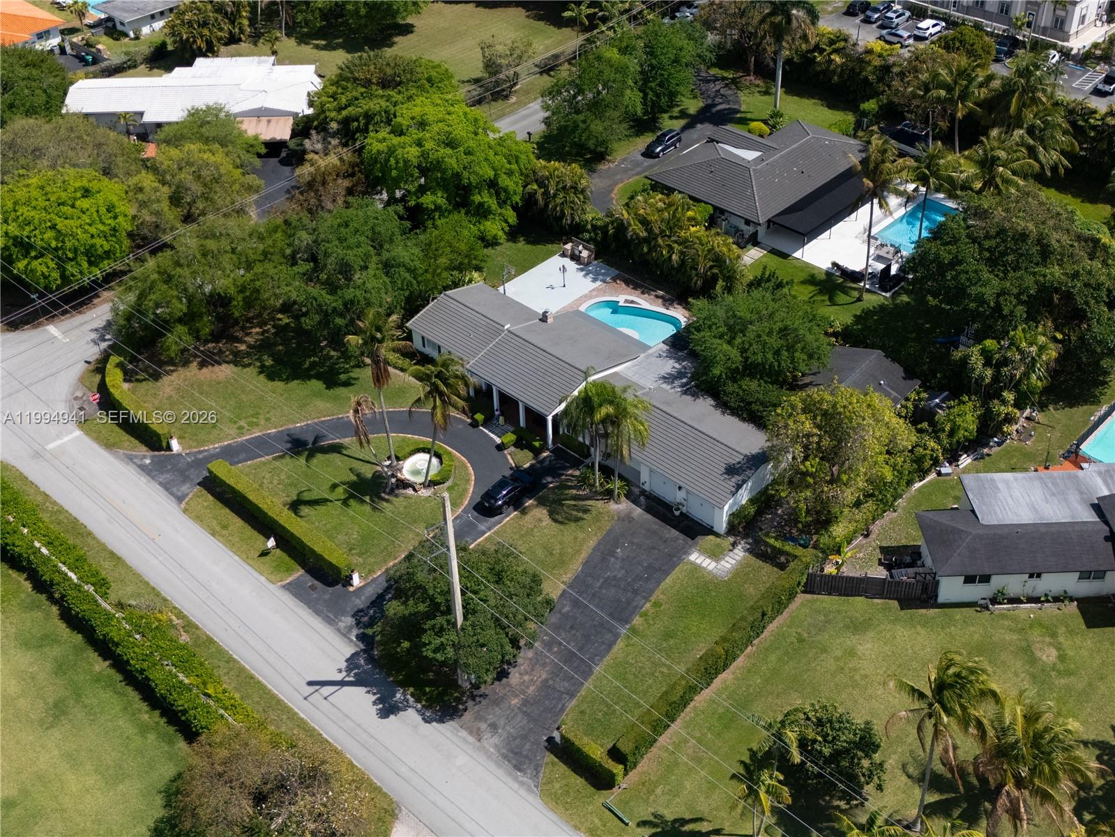 8500 SW 70th St, Miami FL 33143