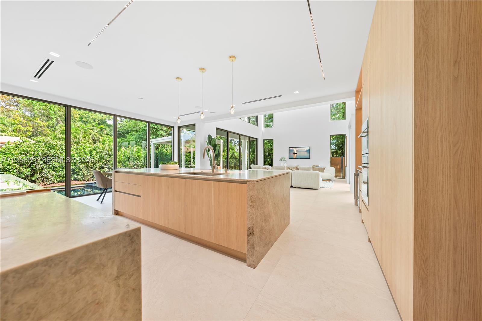 4125 NW 5th Ave, Miami FL 33127