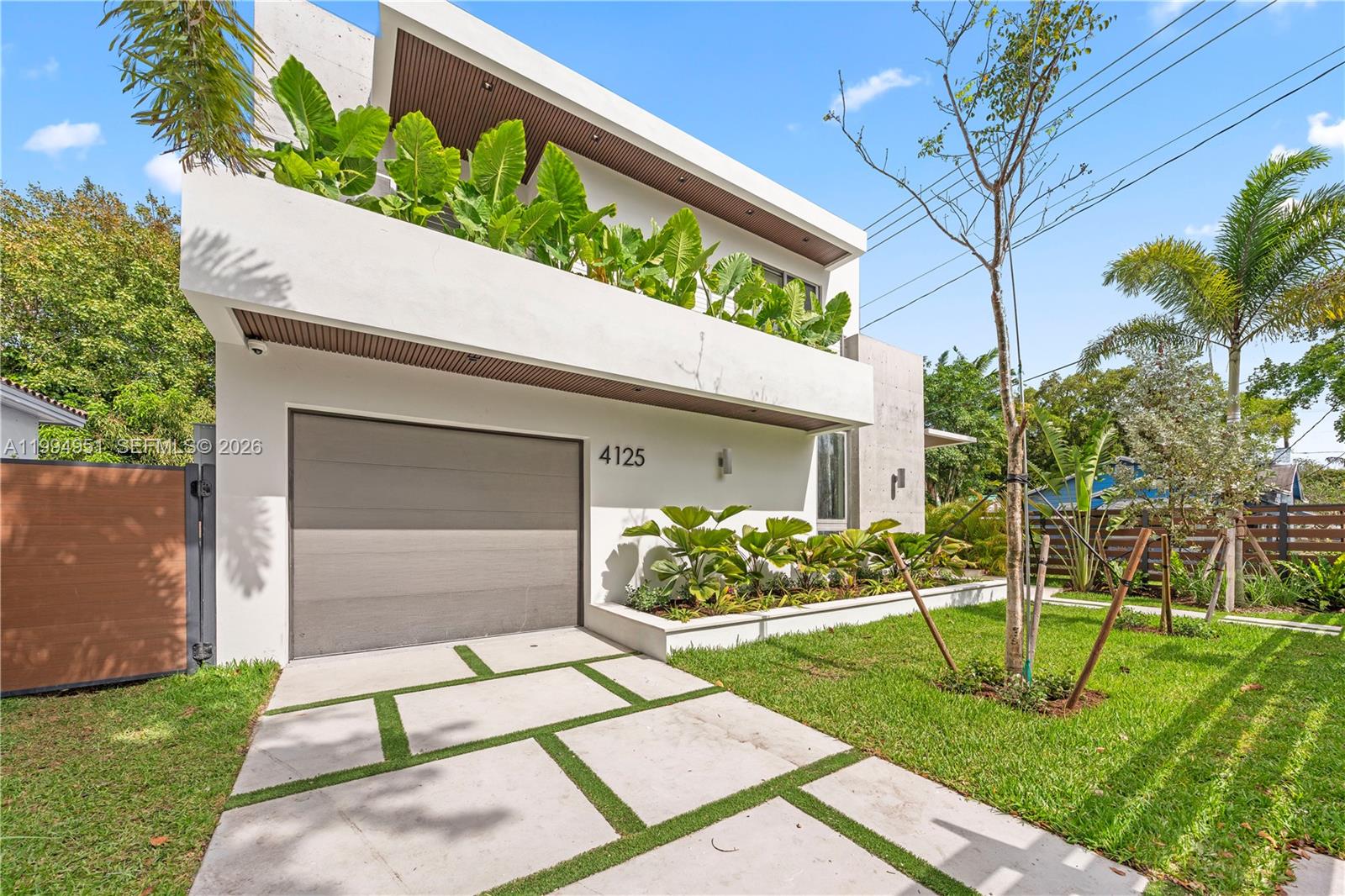 4125 NW 5th Ave, Miami FL 33127