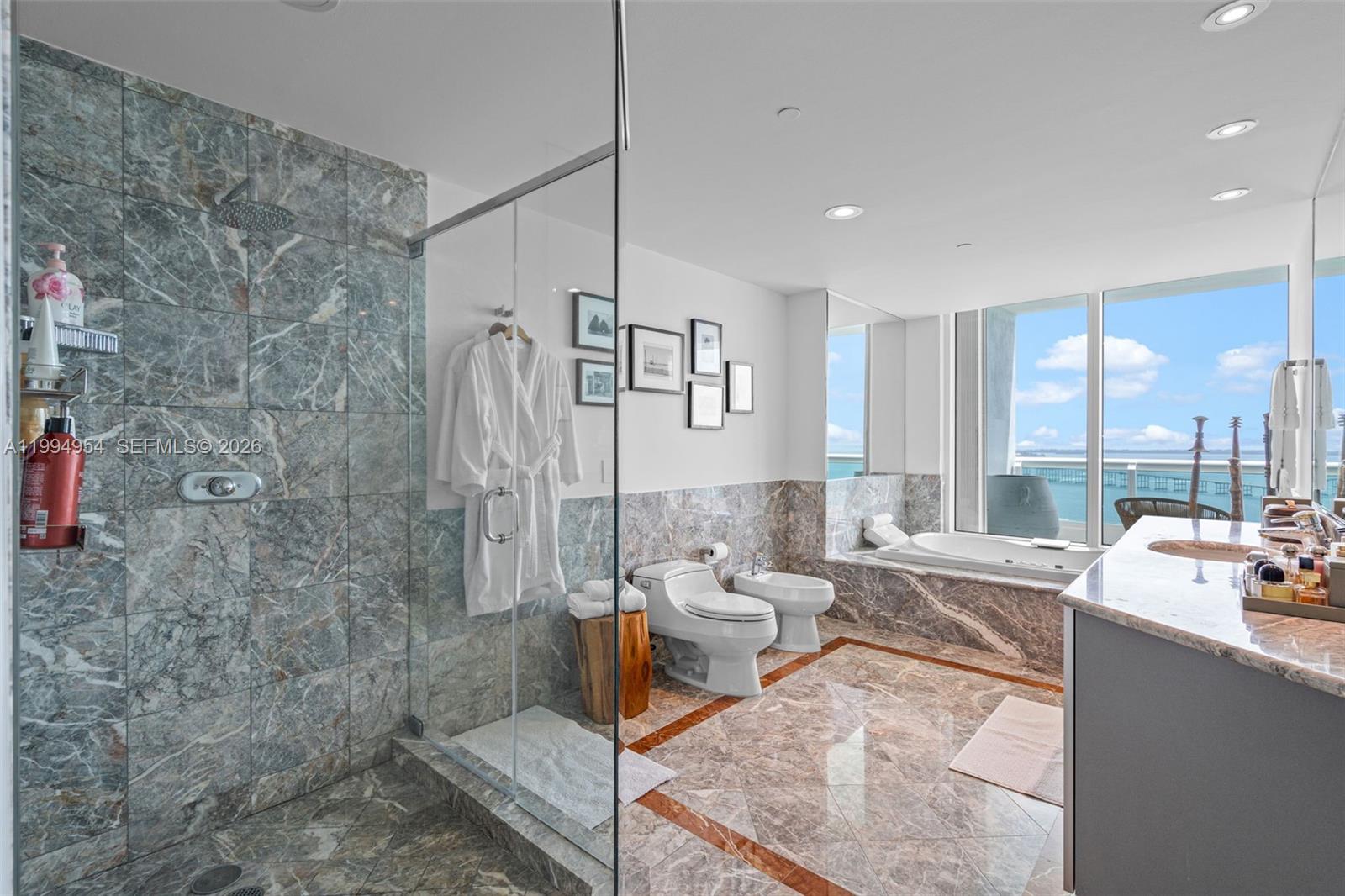 1643 Brickell Ave #2805, Miami FL 33129