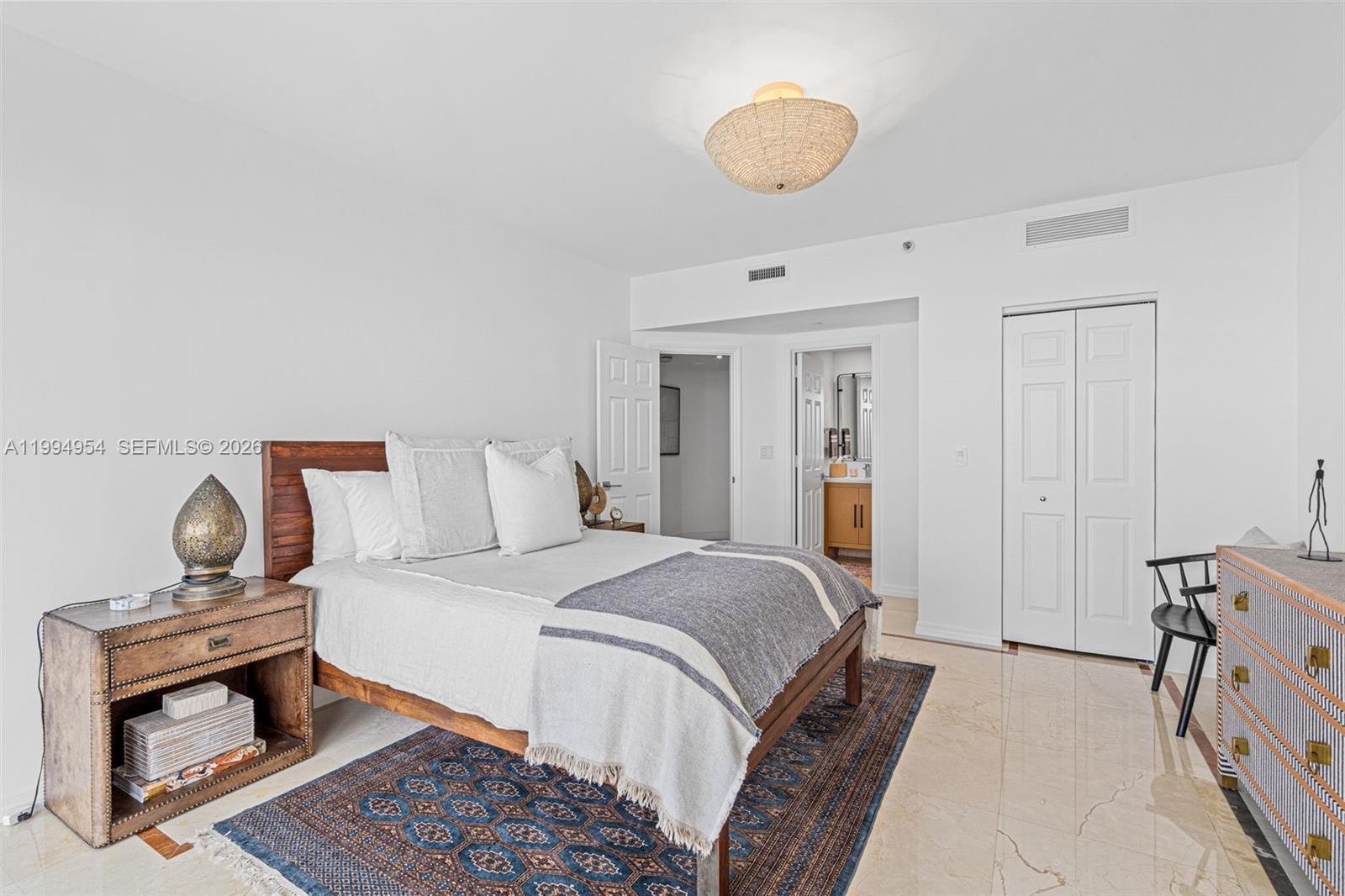 1643 Brickell Ave #2805, Miami FL 33129