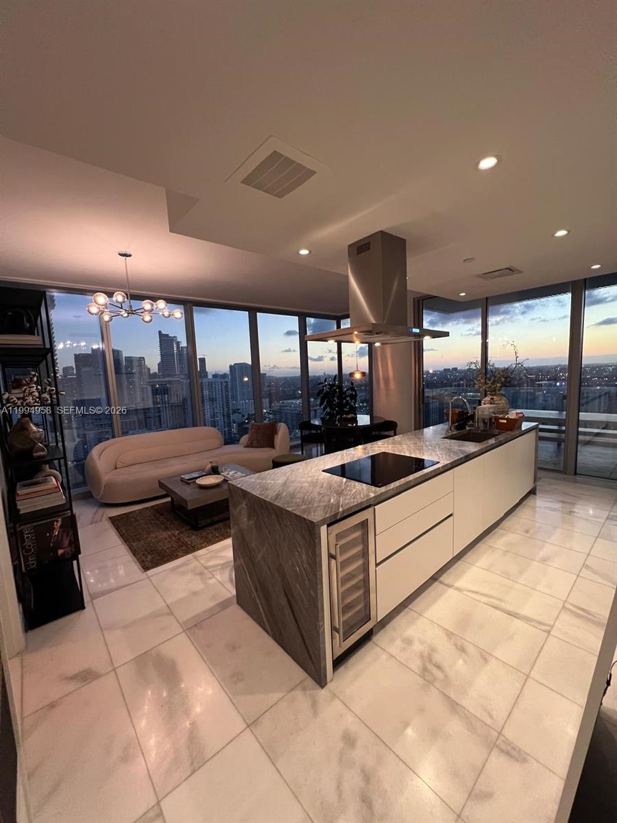 700 NE 26th Ter #2805, Miami FL 33137