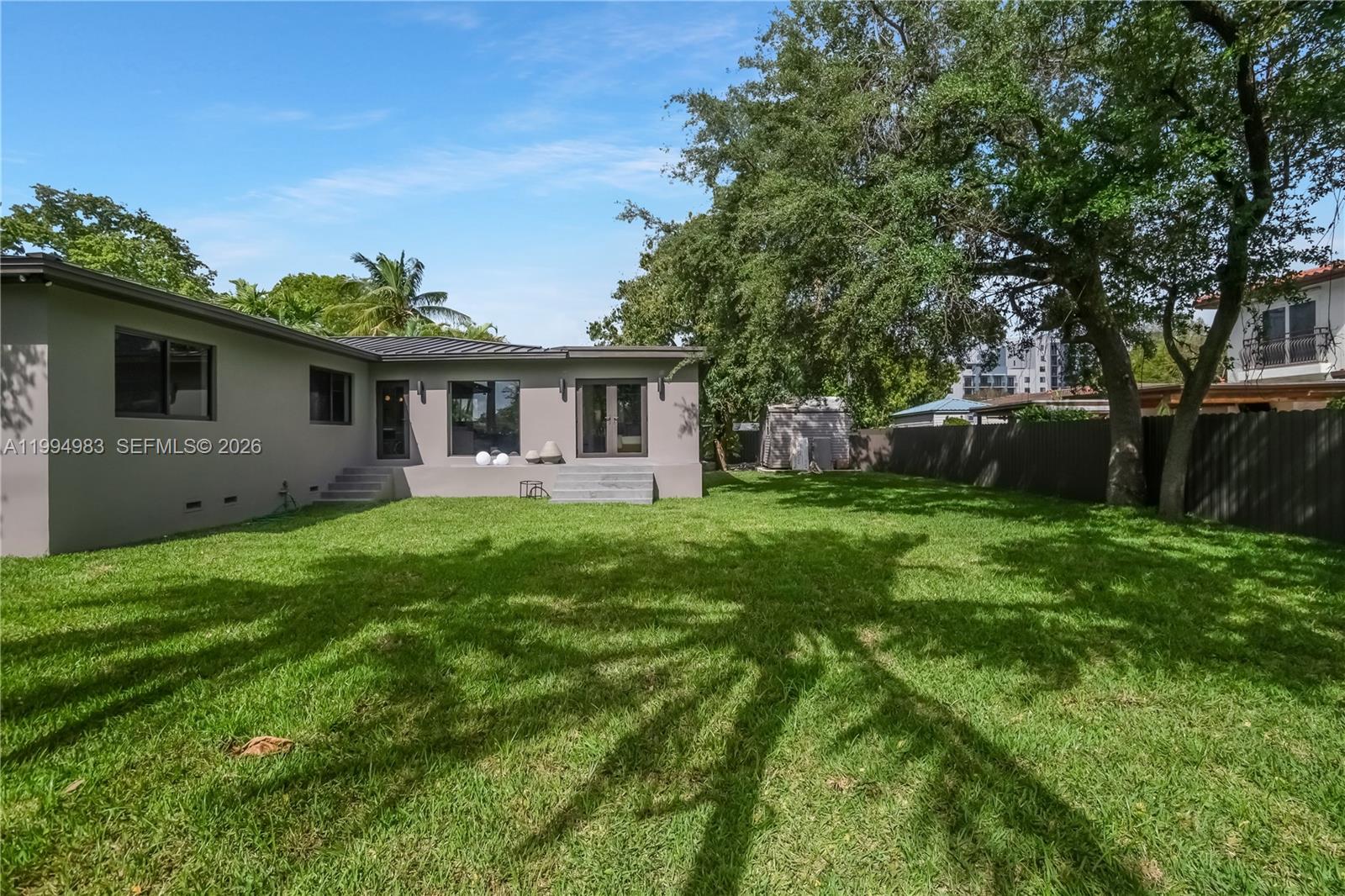 6207 SW 10th St, West Miami FL 33144