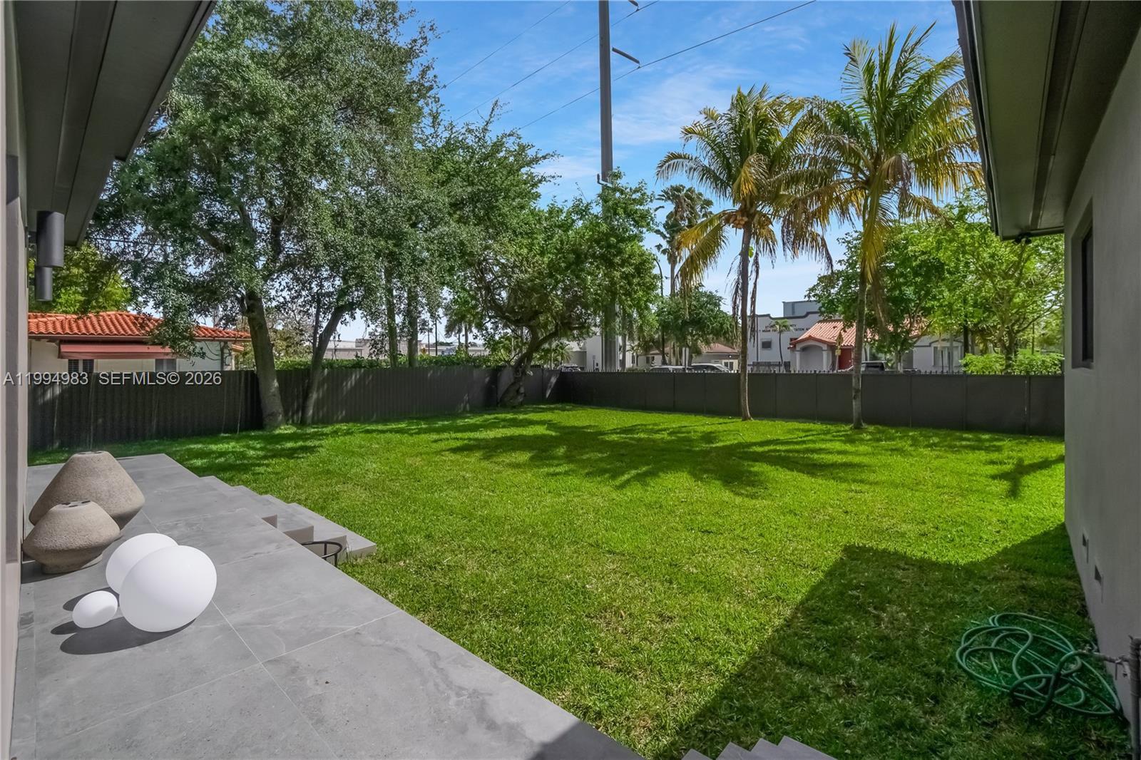 6207 SW 10th St, West Miami FL 33144
