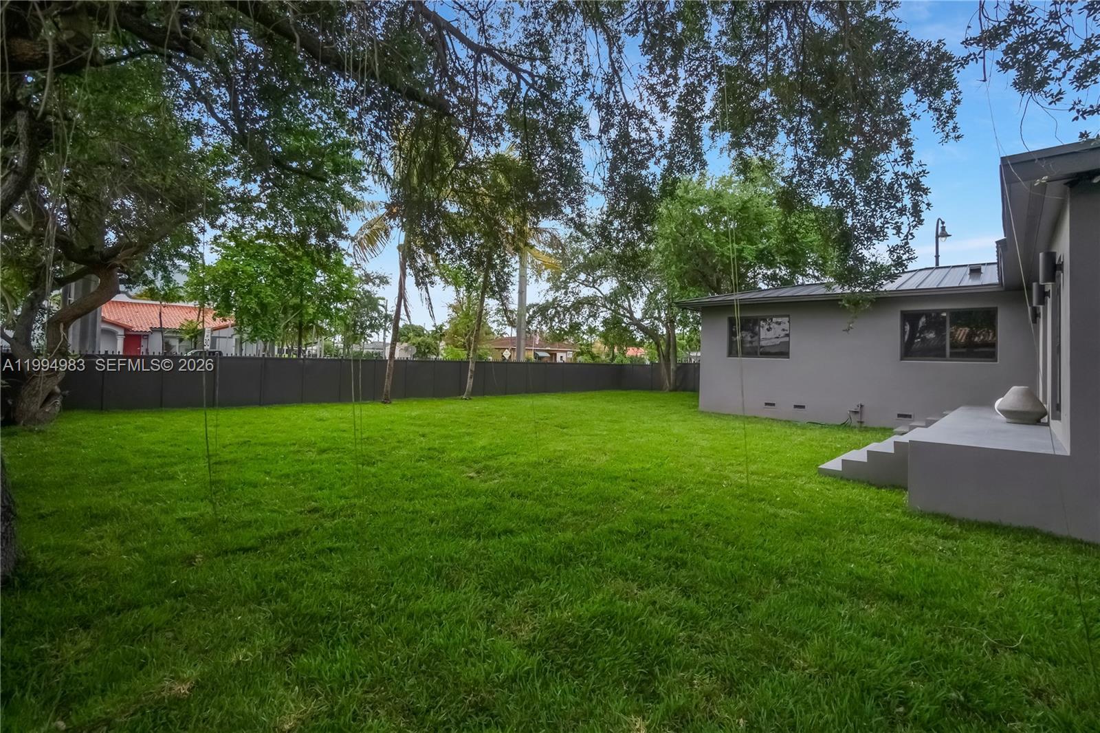 6207 SW 10th St, West Miami FL 33144