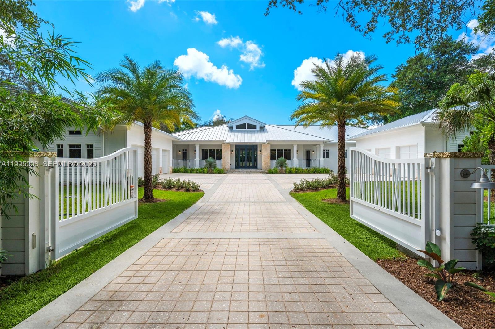 7900 SW 118th St, Pinecrest FL 33156
