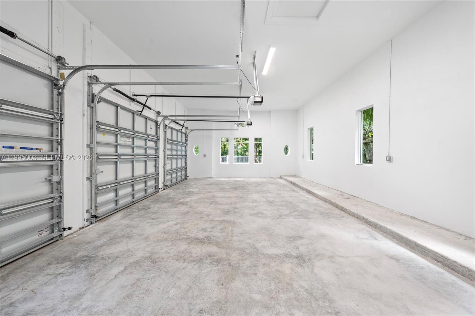 7900 SW 118th St, Pinecrest FL 33156