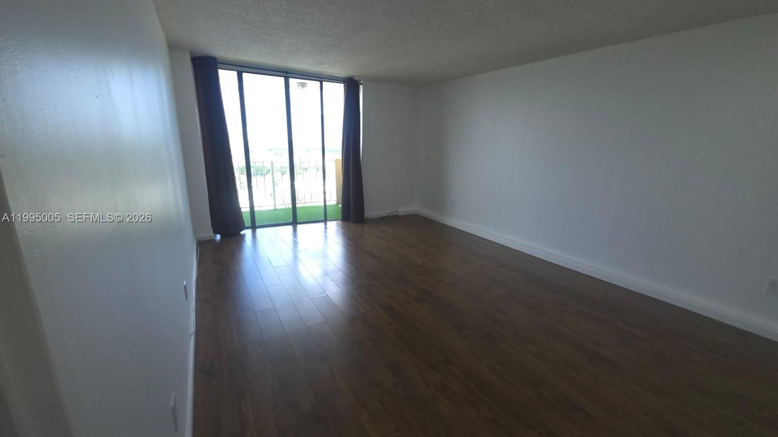 2350 NE 135th St #1402, North Miami FL 33181