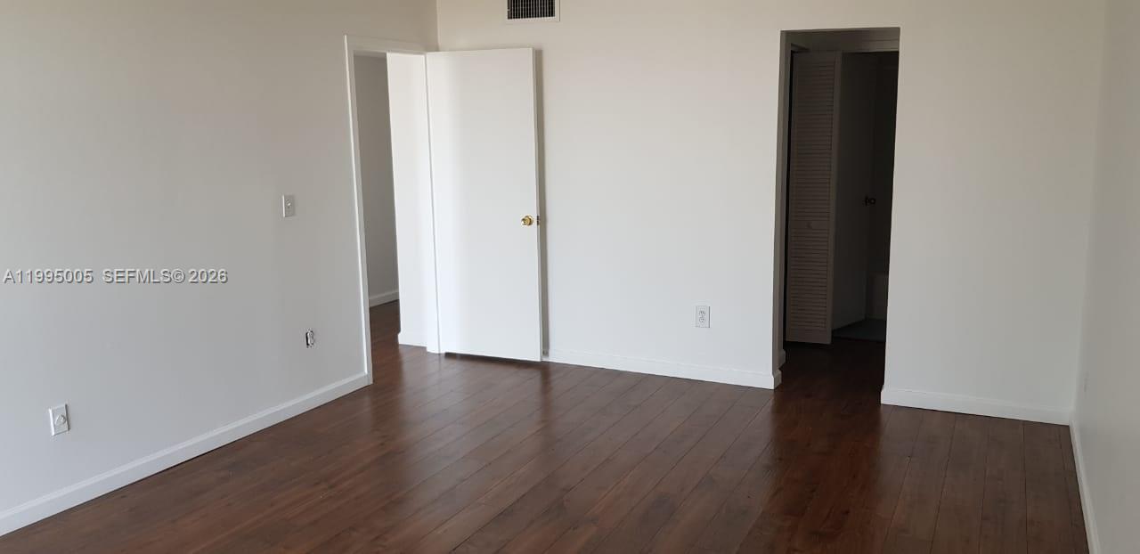 2350 NE 135th St #1402, North Miami FL 33181