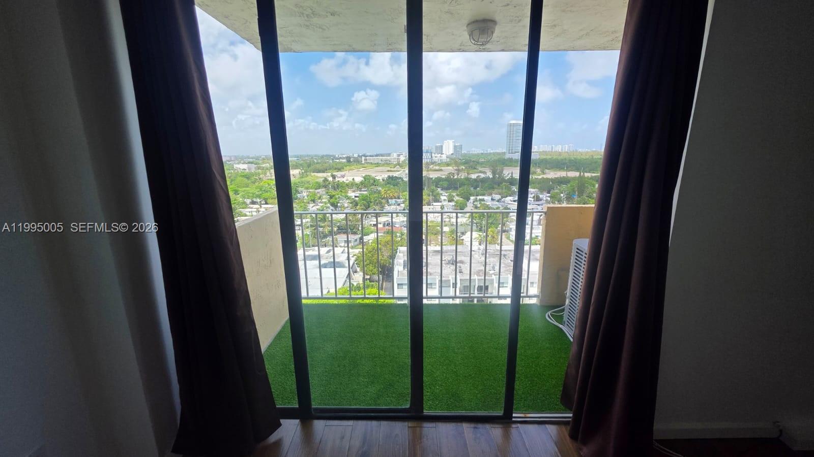 2350 NE 135th St #1402, North Miami FL 33181
