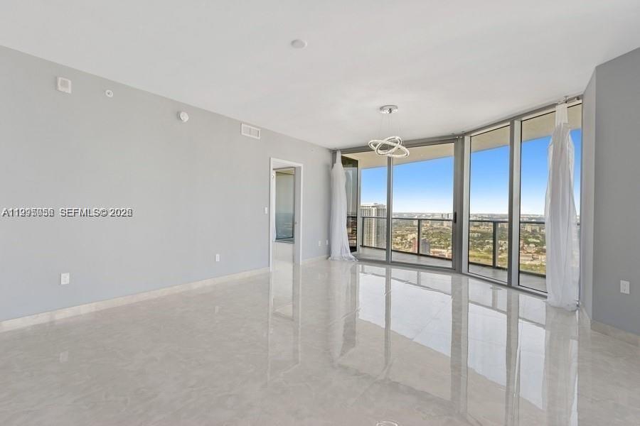 488 NE 18th St #3801, Miami FL 33132