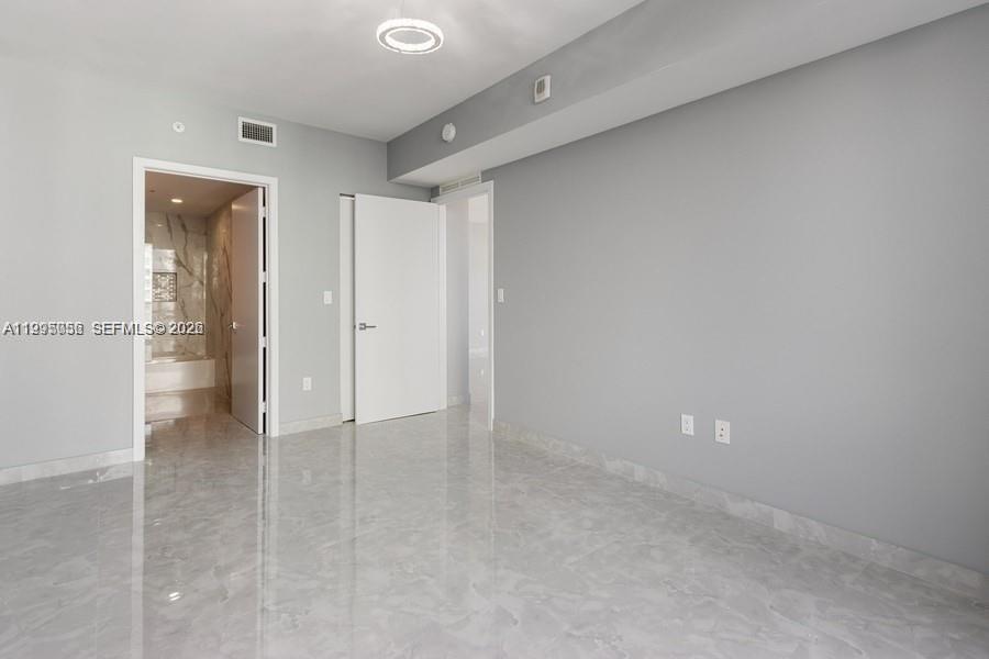 488 NE 18th St #3801, Miami FL 33132