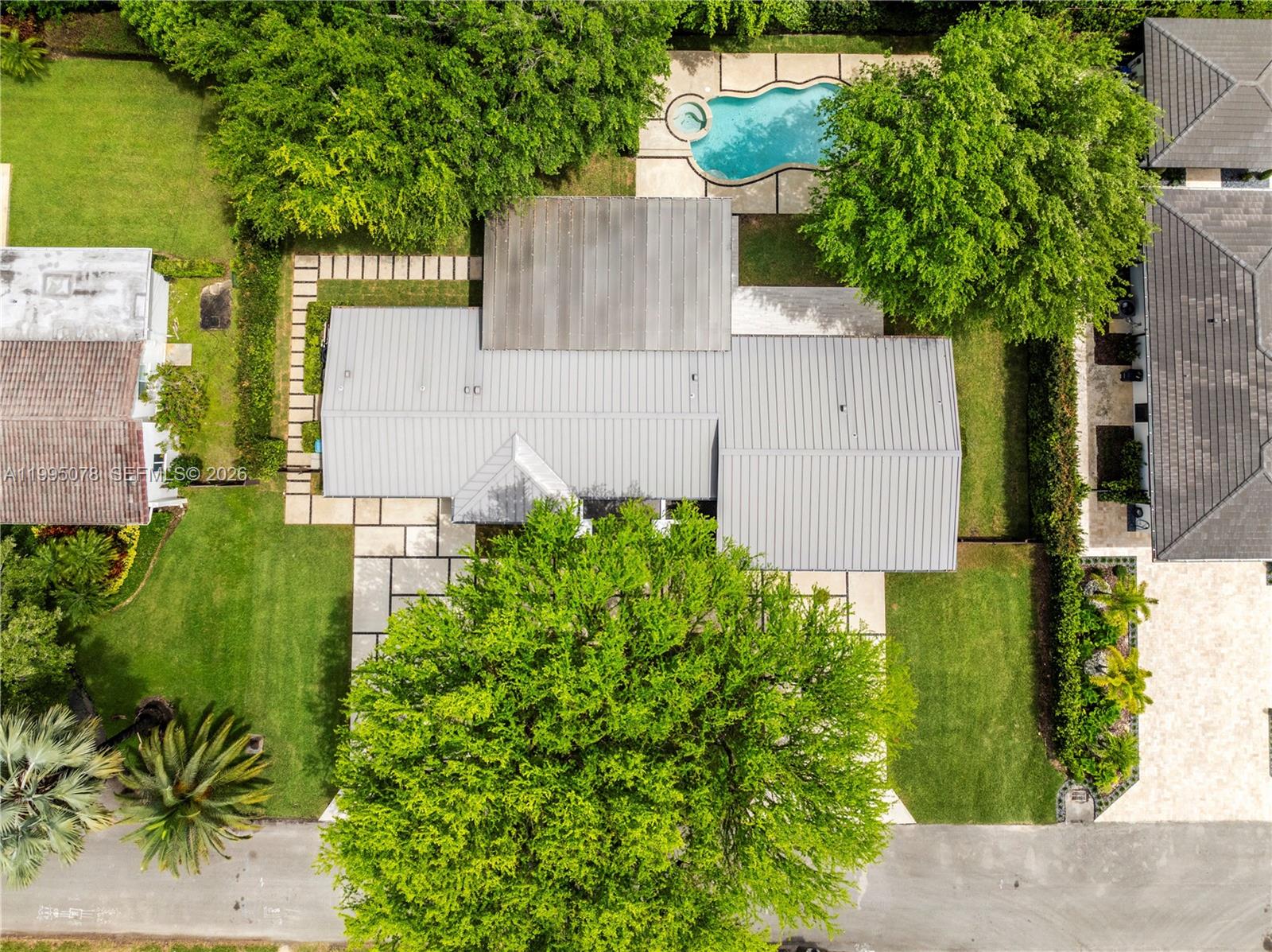 8525 SW 54th Ct, Miami FL 33143