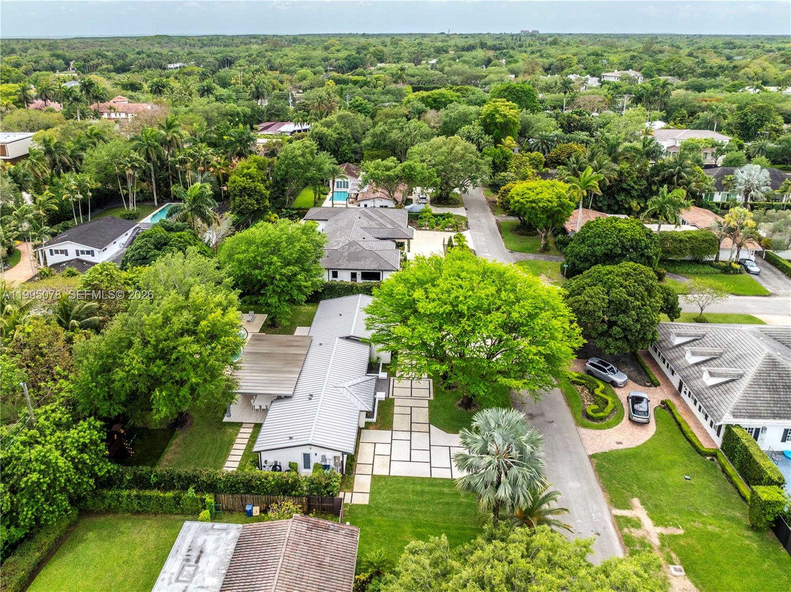 8525 SW 54th Ct, Miami FL 33143