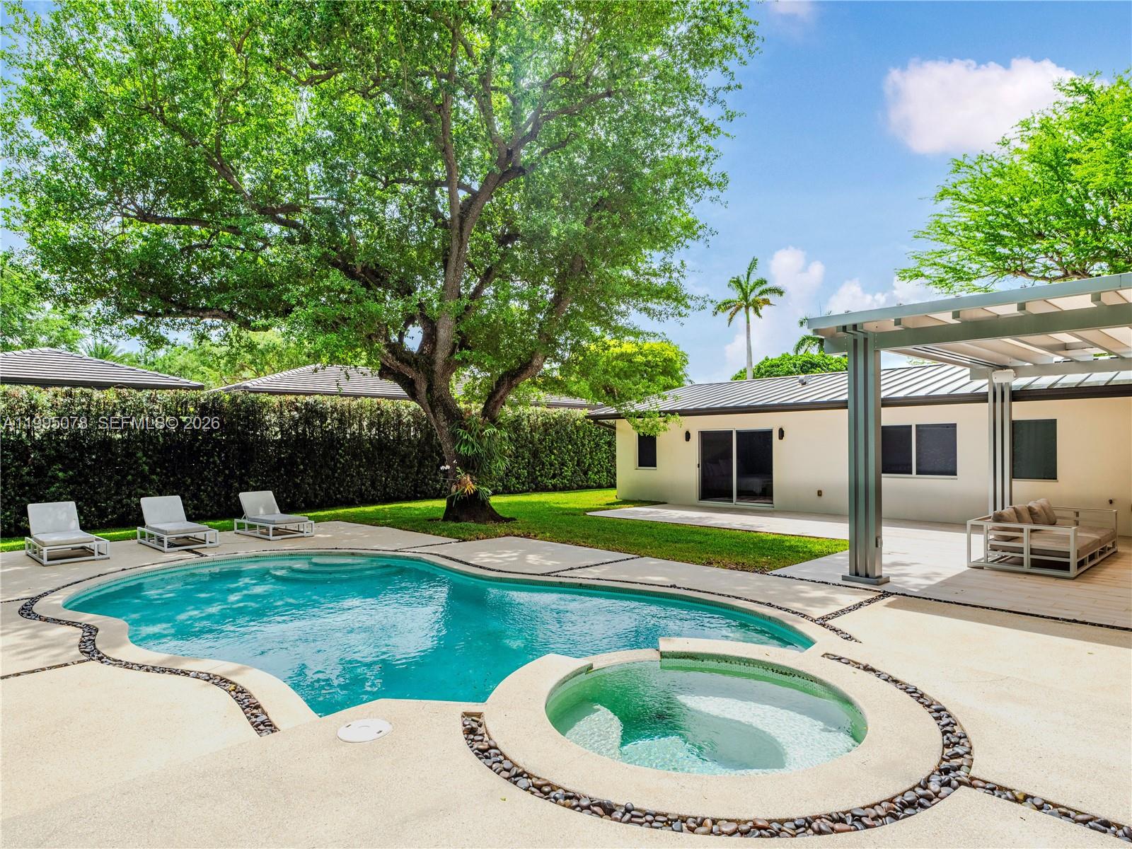 8525 SW 54th Ct, Miami FL 33143