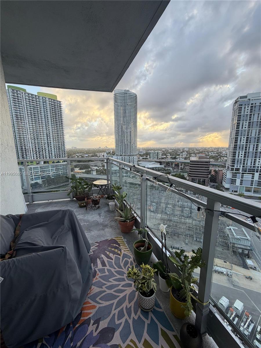 90 SW 3RD STREET #2112, Miami FL 33130