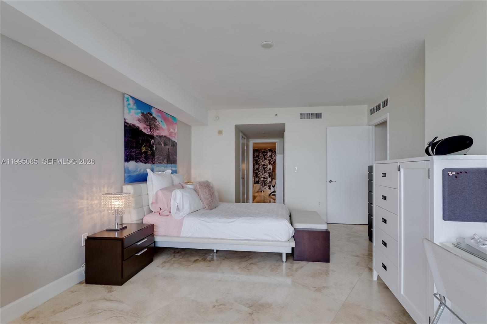 17201 Collins Ave #2804, Sunny Isles Beach FL 33160