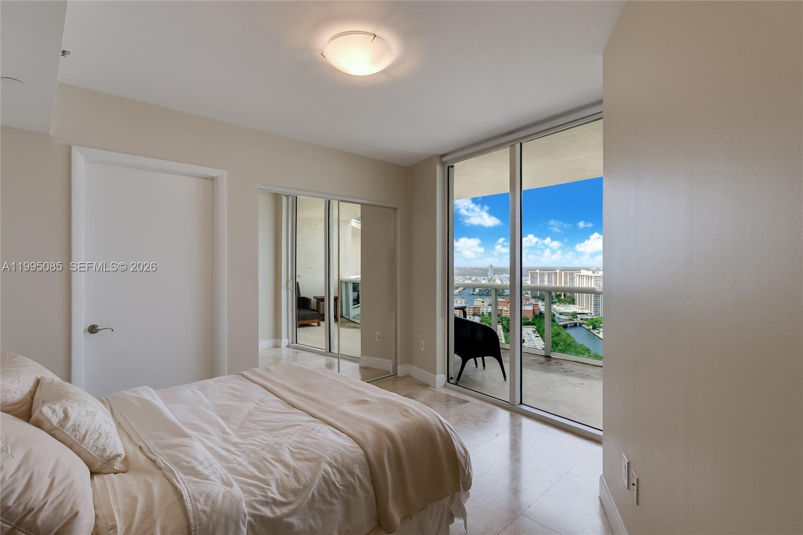 17201 Collins Ave #2804, Sunny Isles Beach FL 33160