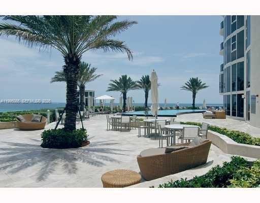 17201 Collins Ave #2804, Sunny Isles Beach FL 33160