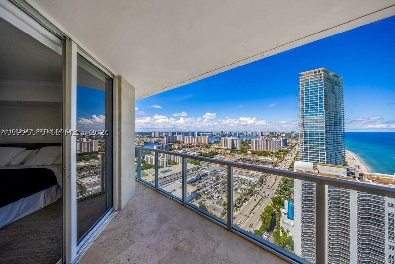 16699 Collins Ave #4006, Sunny Isles Beach FL 33160