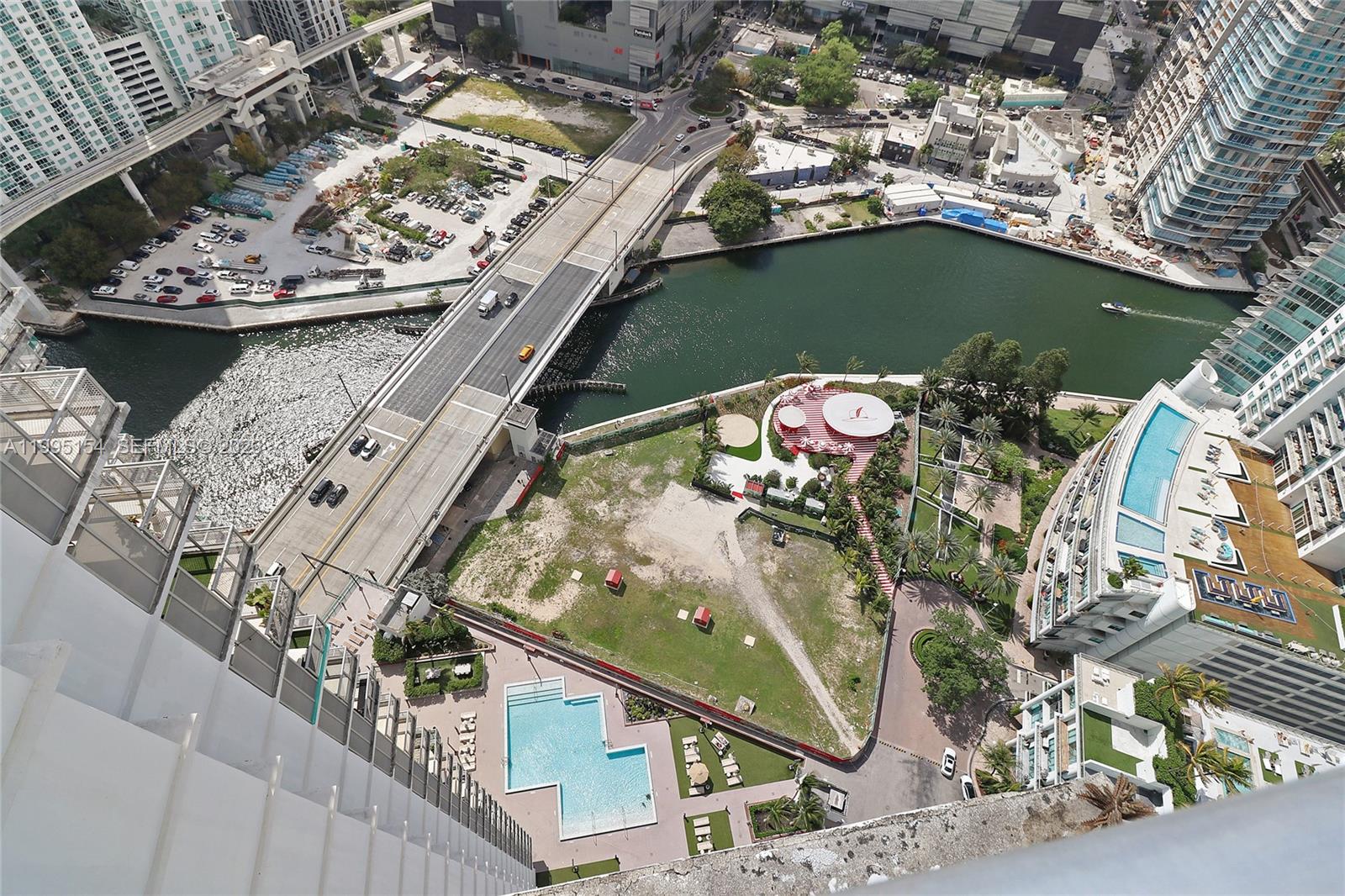 350 S Miami Ave #4110, Miami FL 33130
