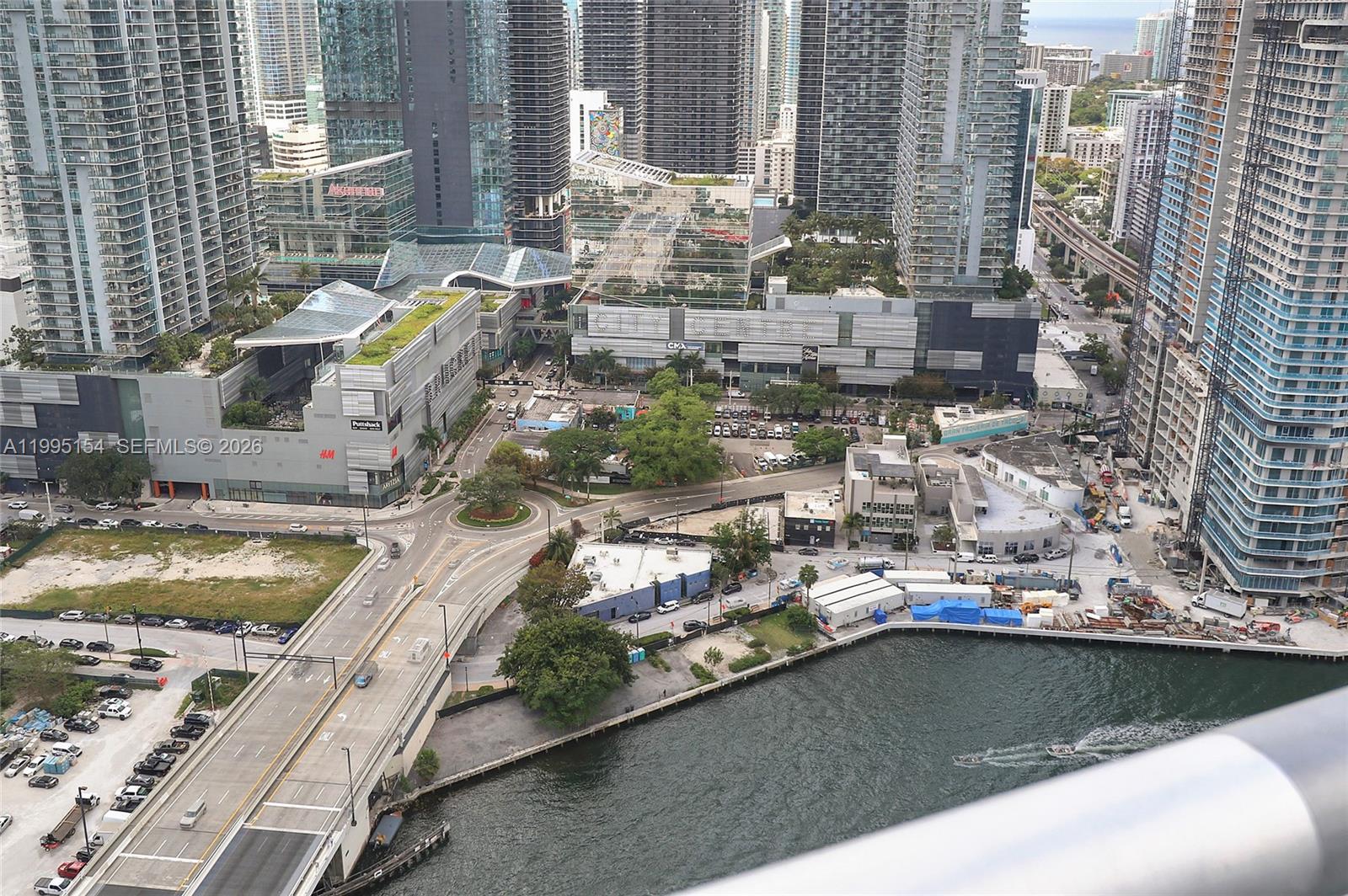 350 S Miami Ave #4110, Miami FL 33130