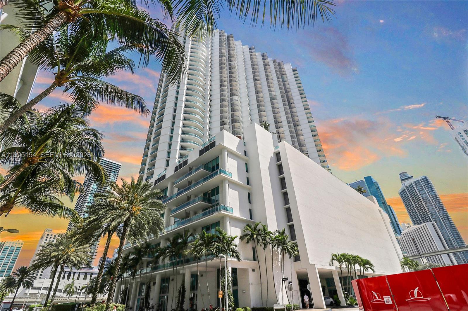 350 S Miami Ave #4110, Miami FL 33130