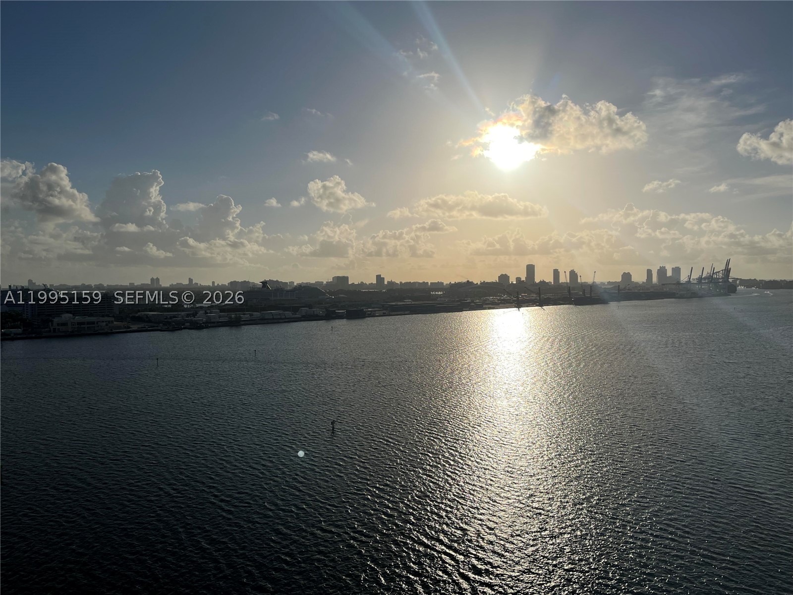 808 Brickell Key Dr #2002, Miami FL 33131