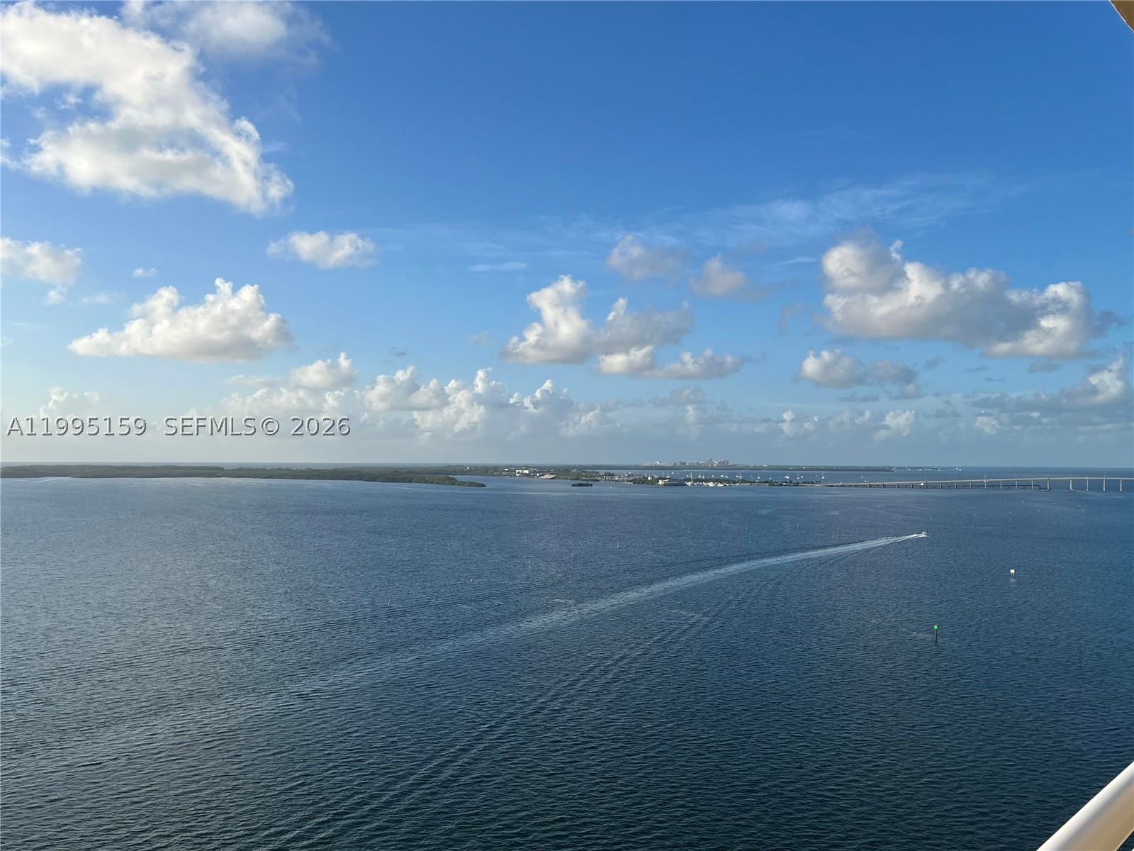 808 Brickell Key Dr #2002, Miami FL 33131