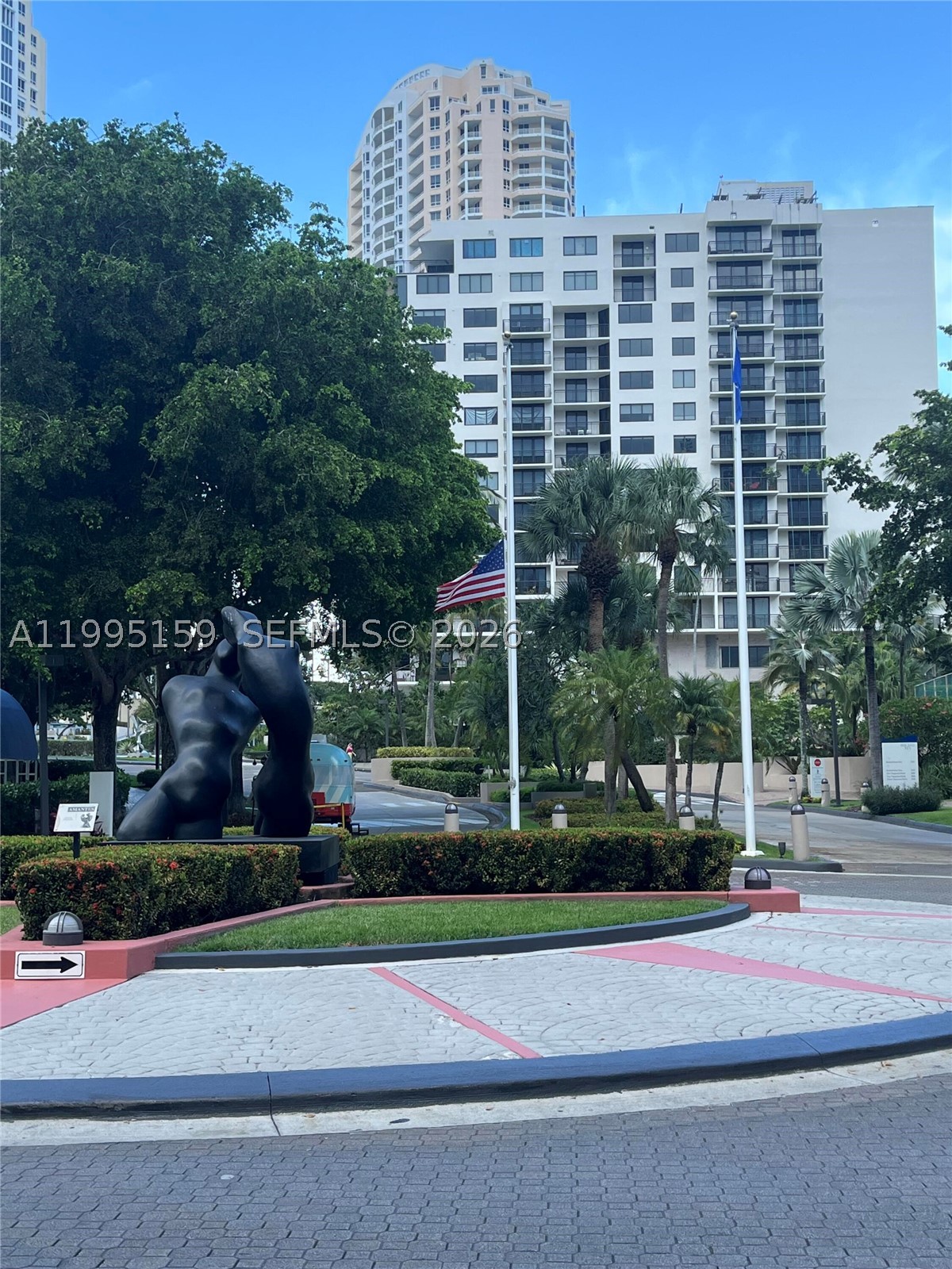 808 Brickell Key Dr #2002, Miami FL 33131